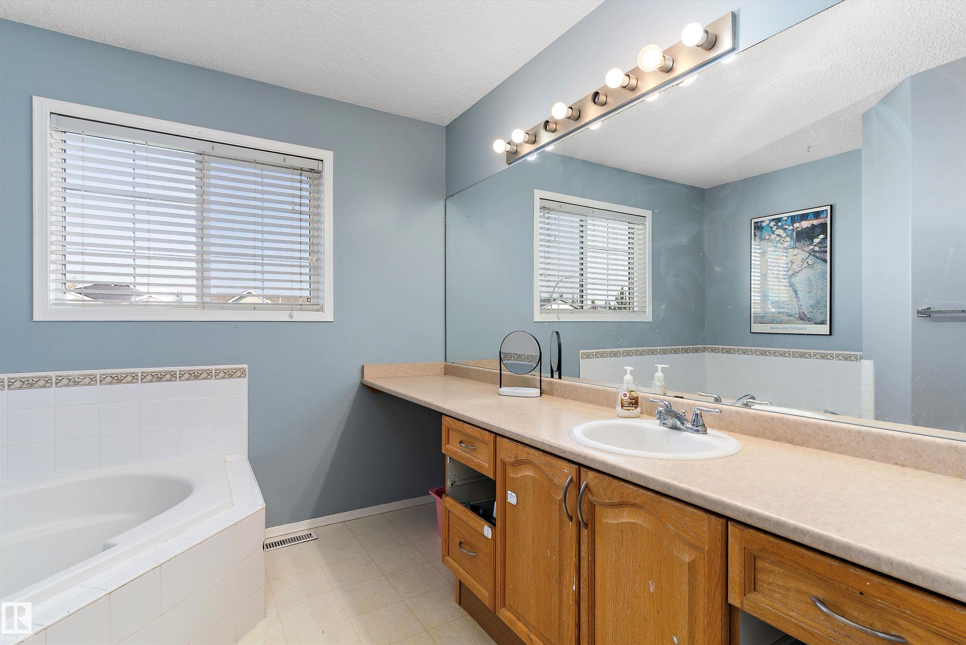 Photo 28 at 17 Crocus Way, Clarkdale Meadows, Sherwood Park