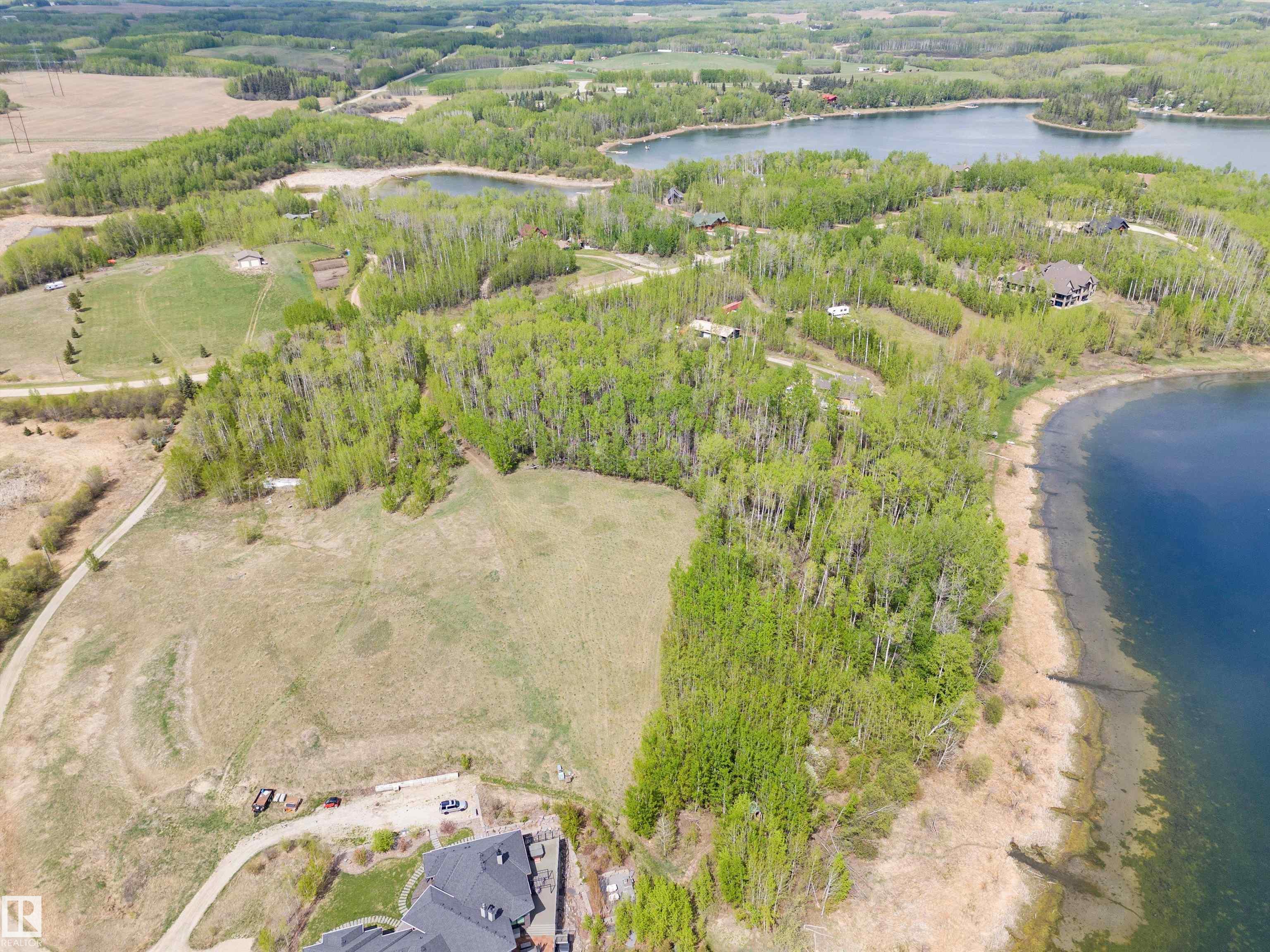 Photo 14 at 5 - 52111 Rge Road 25, Rainbow Beach Estates, Rural Parkland County