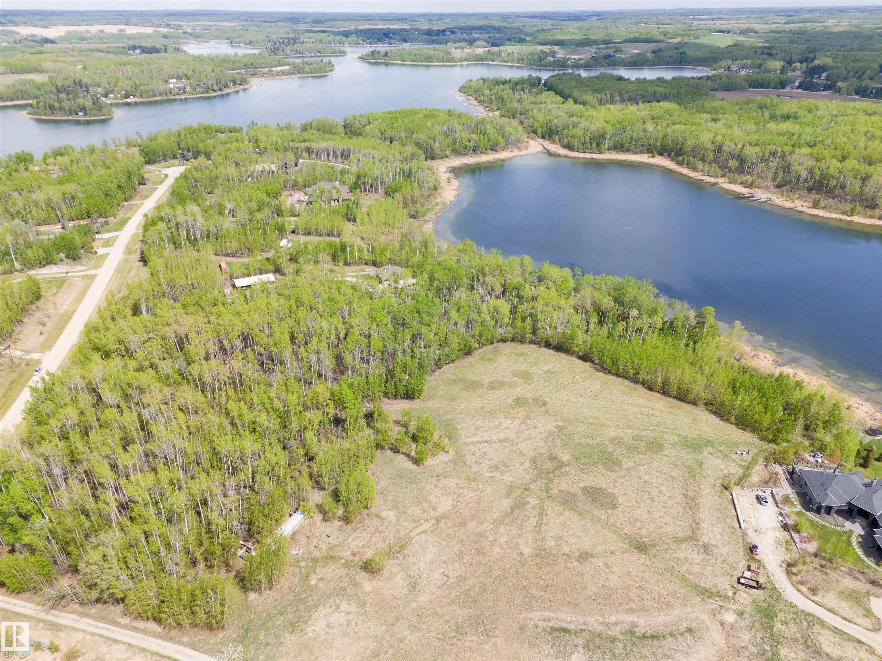 Photo 15 at 5 - 52111 Rge Road 25, Rainbow Beach Estates, Rural Parkland County