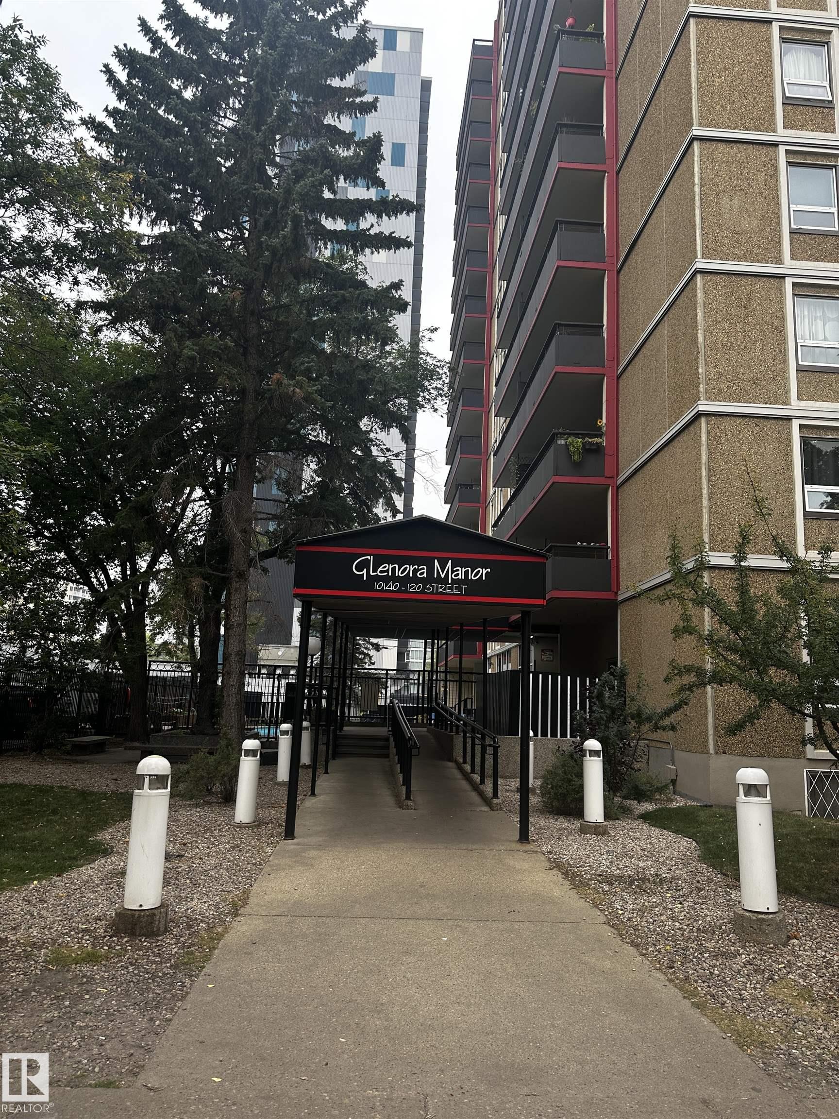 706 - 10140 120 Street NW, Wîhkwêntôwin, Edmonton 