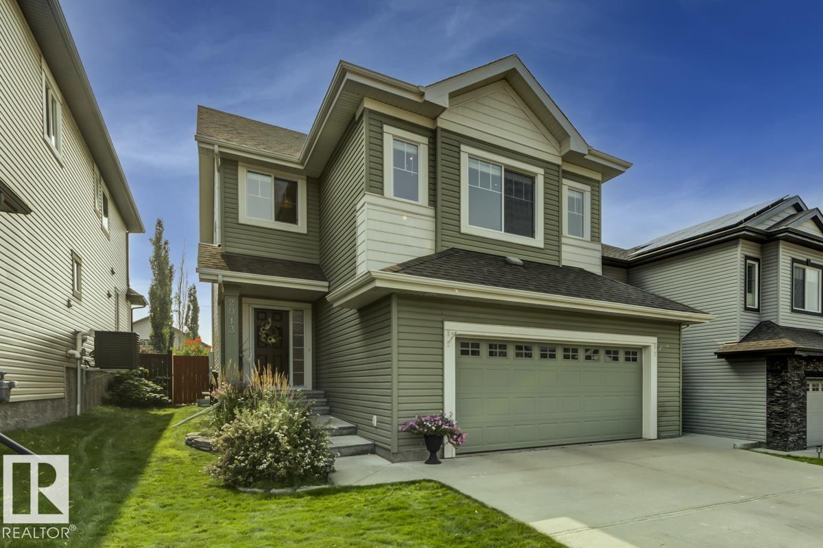 Photo 3 at 2013 Christopher Close, Lakeland Ridge, Sherwood Park