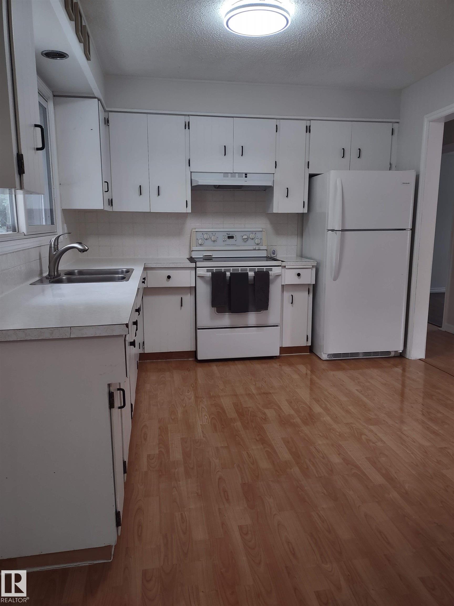 Photo 6 at 84 Bella Coola Drive, Corinthia Park, Leduc