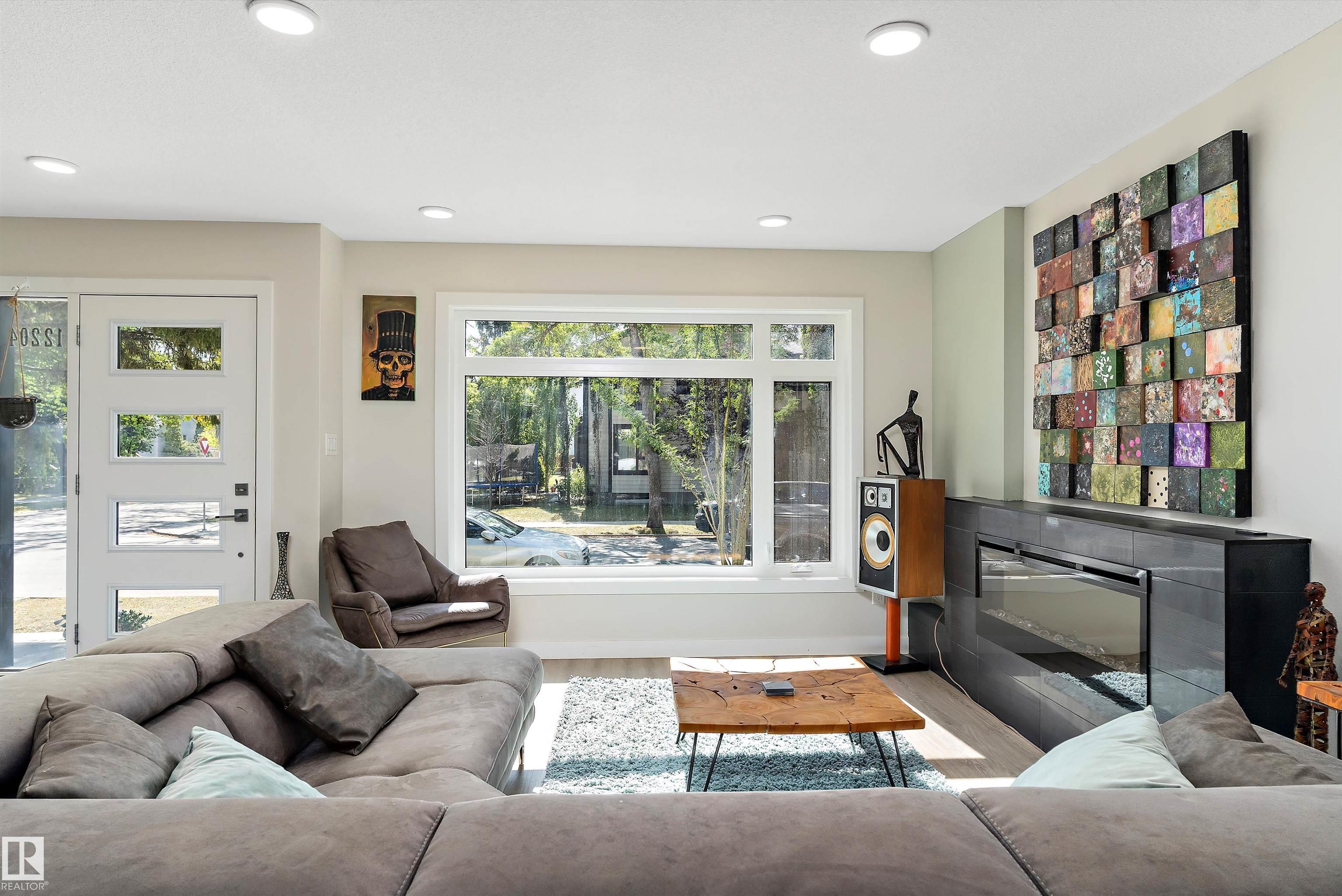 Picture for 12204 117 AV NW