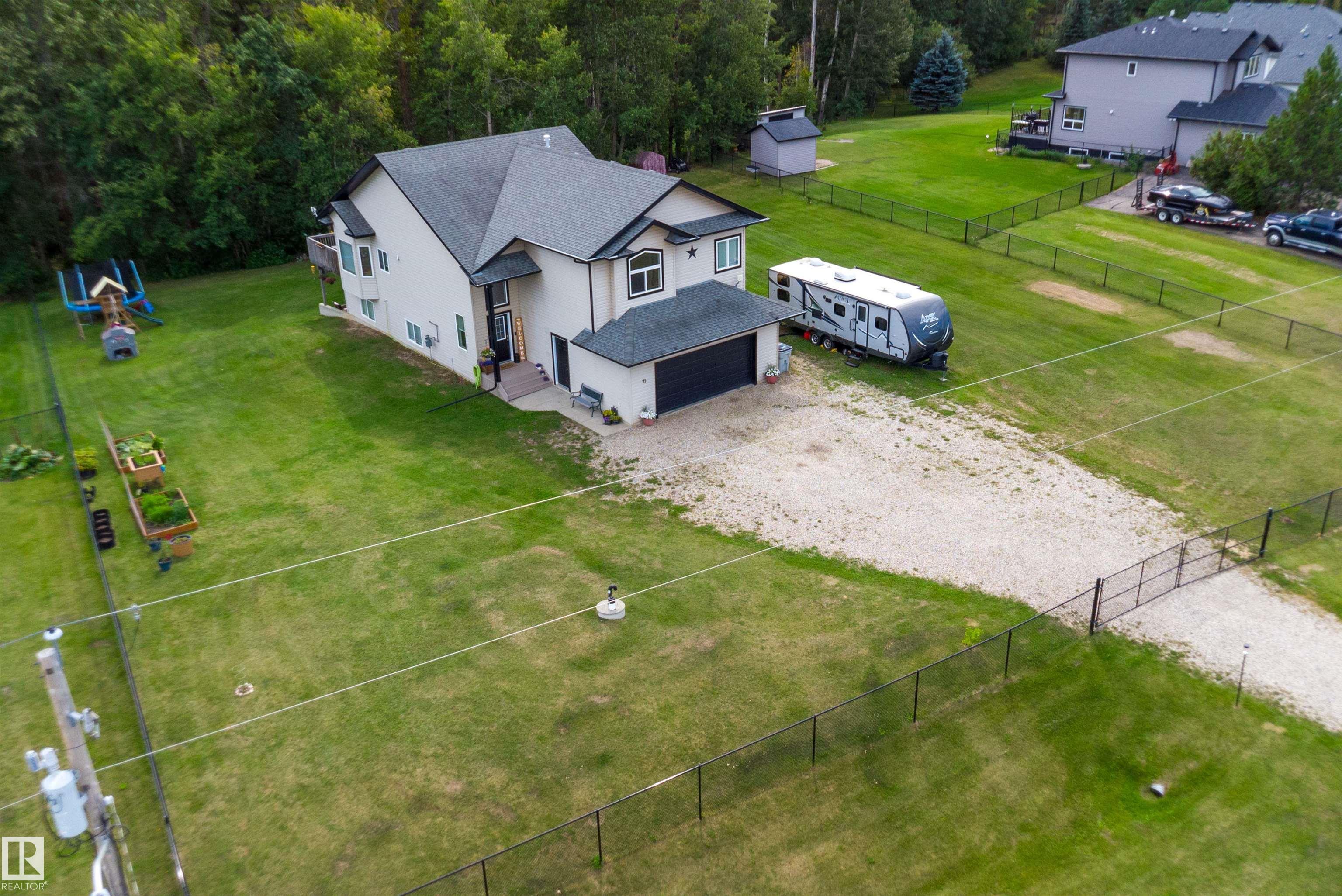 Photo 53 at 75 Willowview Bv, Willow Peak Park, Rural Parkland County