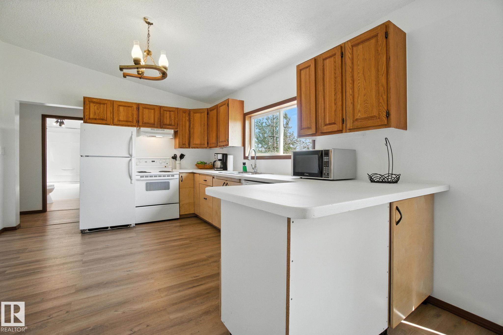 Photo 19 at 51019 Rge Road 273, None, Rural Parkland County