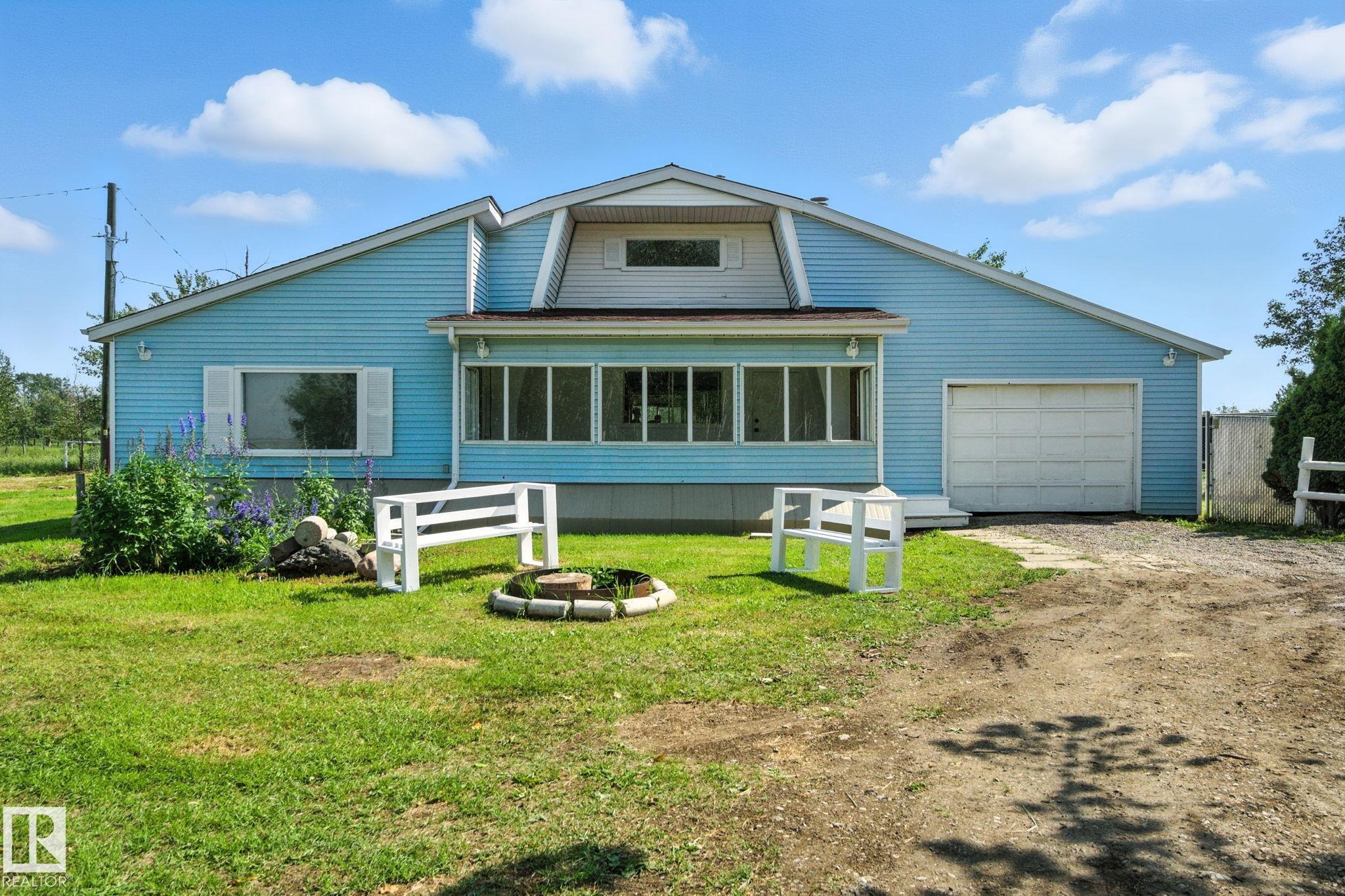 Photo 4 at 51019 Rge Road 273, None, Rural Parkland County