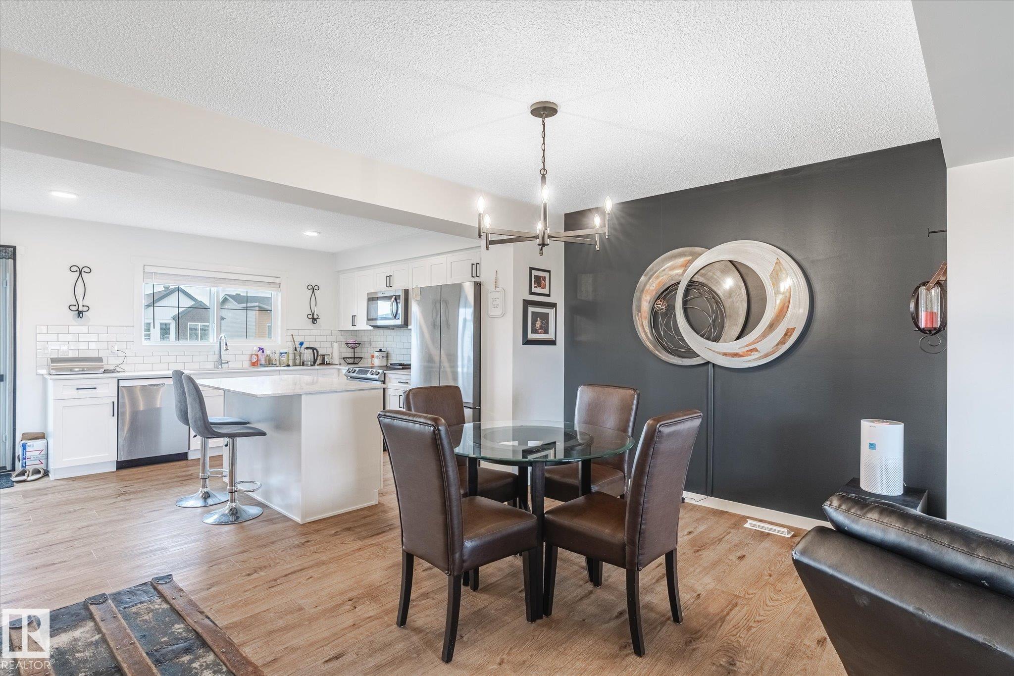 Photo 11 at 1221 Mcleod Avenue, Easton, Spruce Grove
