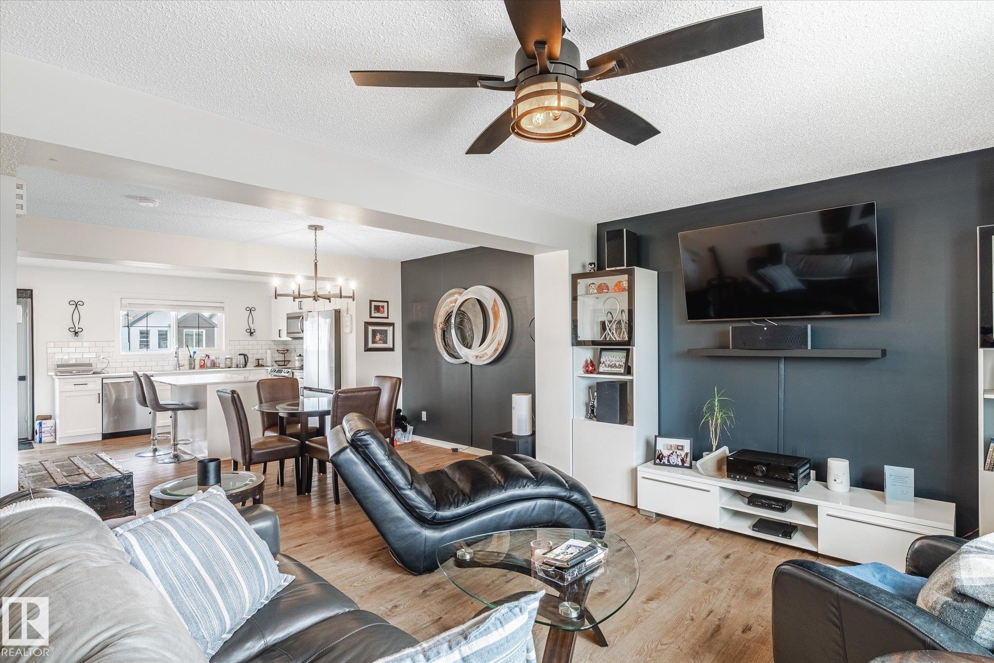 Photo 9 at 1221 Mcleod Avenue, Easton, Spruce Grove