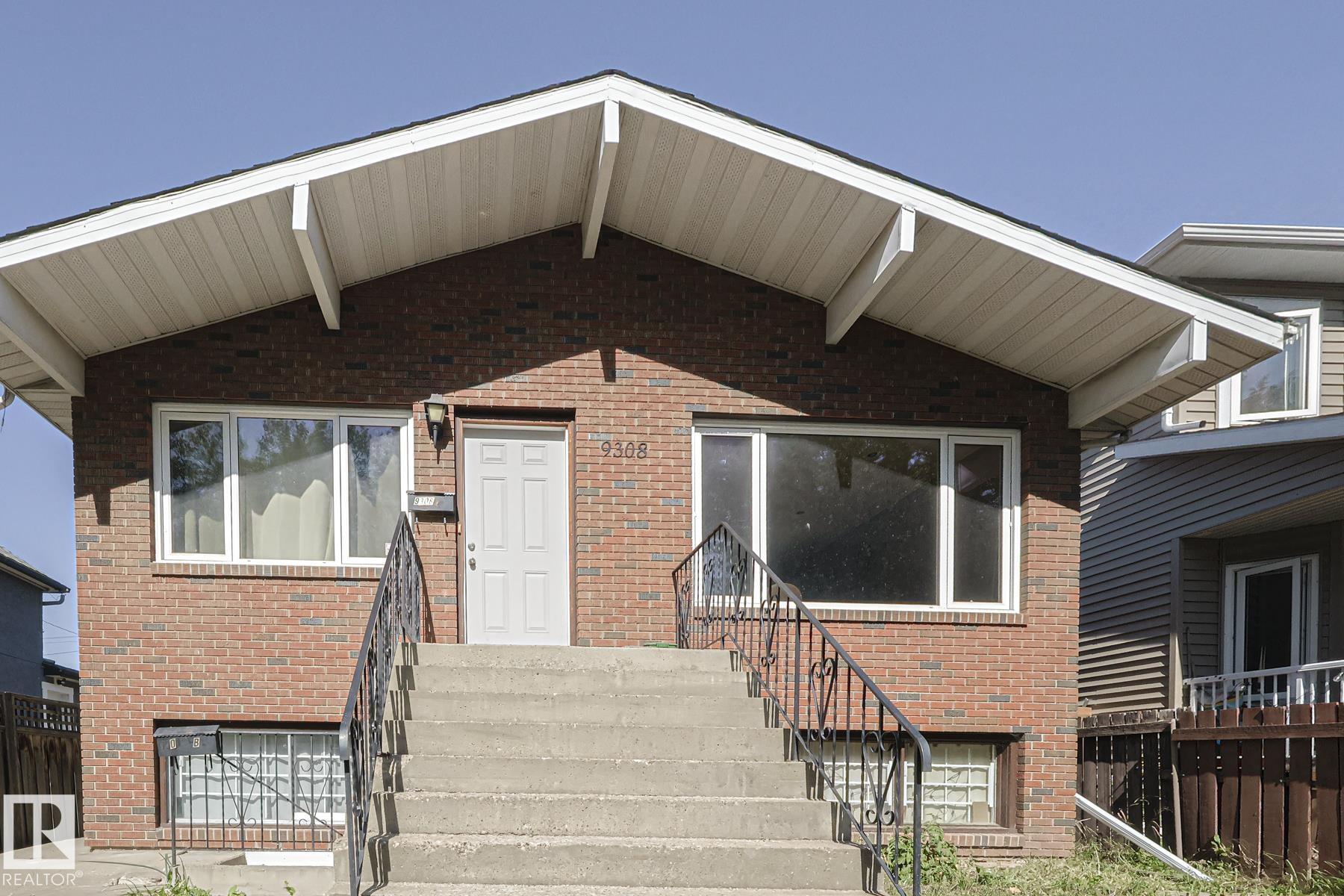 9308A & 9308B 109a Avenue NW, Mccauley, Edmonton photo number 2