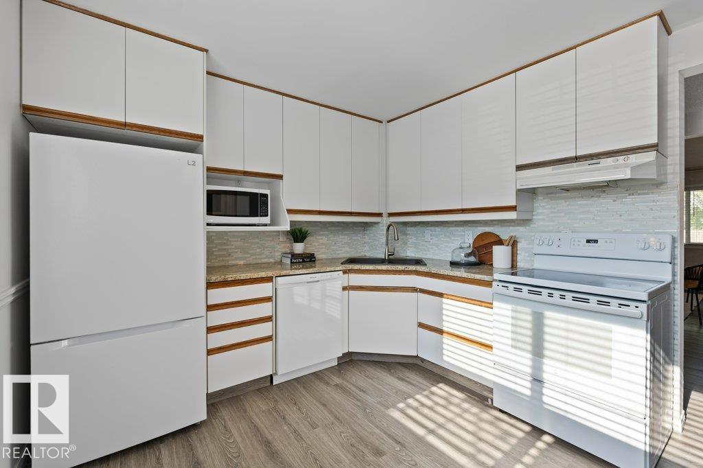 Photo 7 at 14 Walden Park, Woodlands, St. Albert