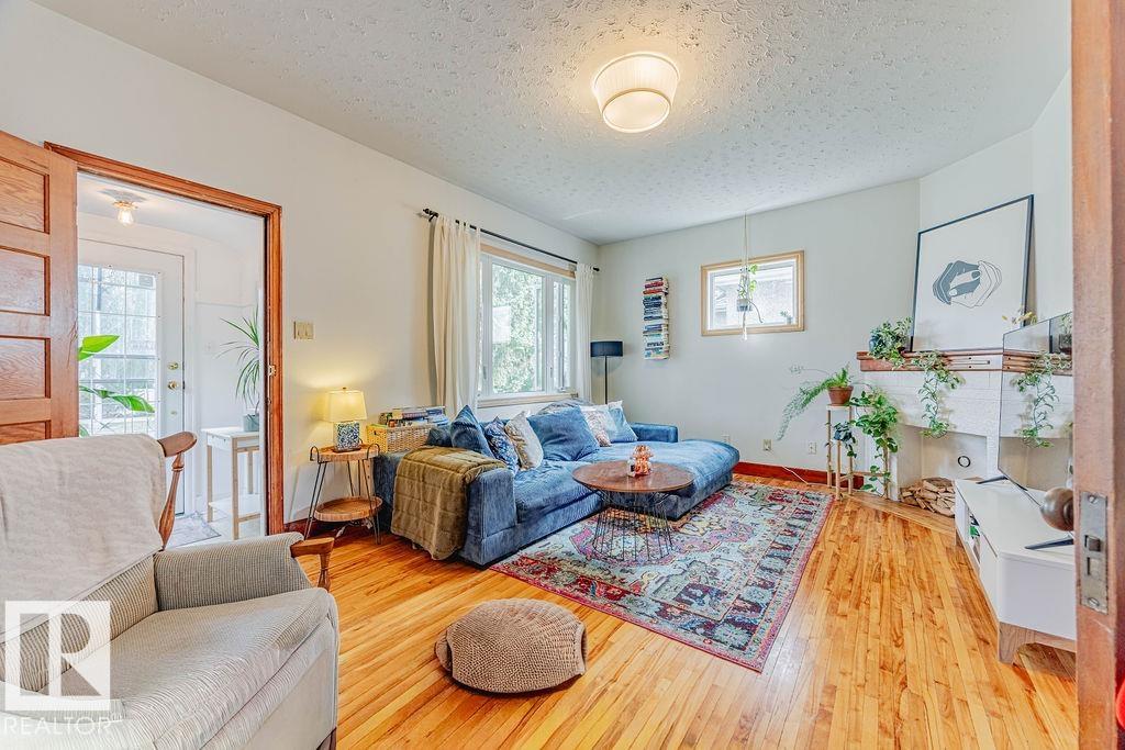 Photo 4 at 9833 83 Avenue NW, Strathcona, Edmonton