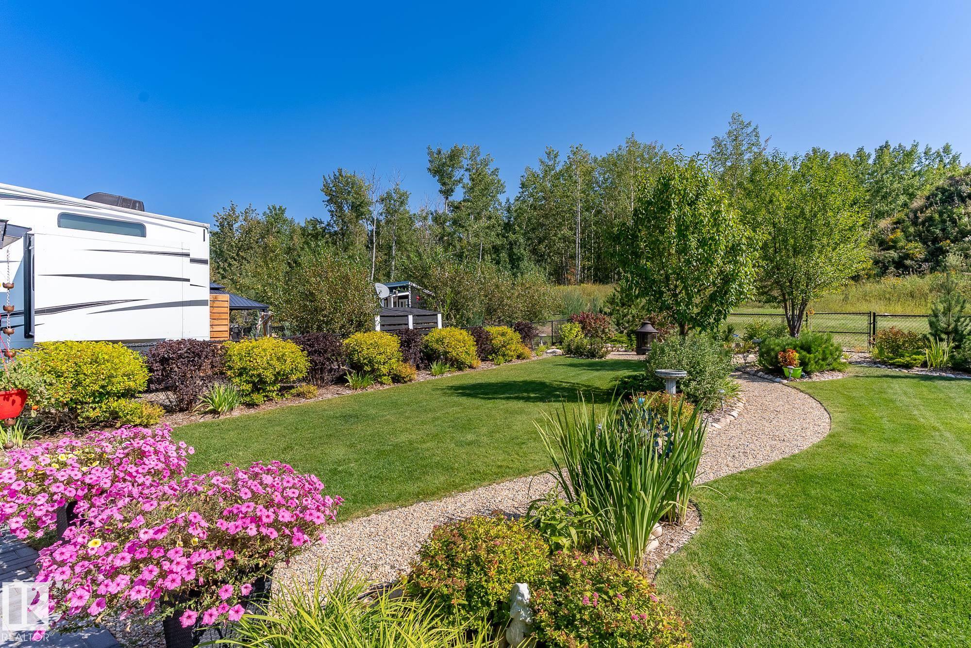 Photo 10 at 108 - 53509 Rge Road 60, Sunset Shores, Rural Parkland County