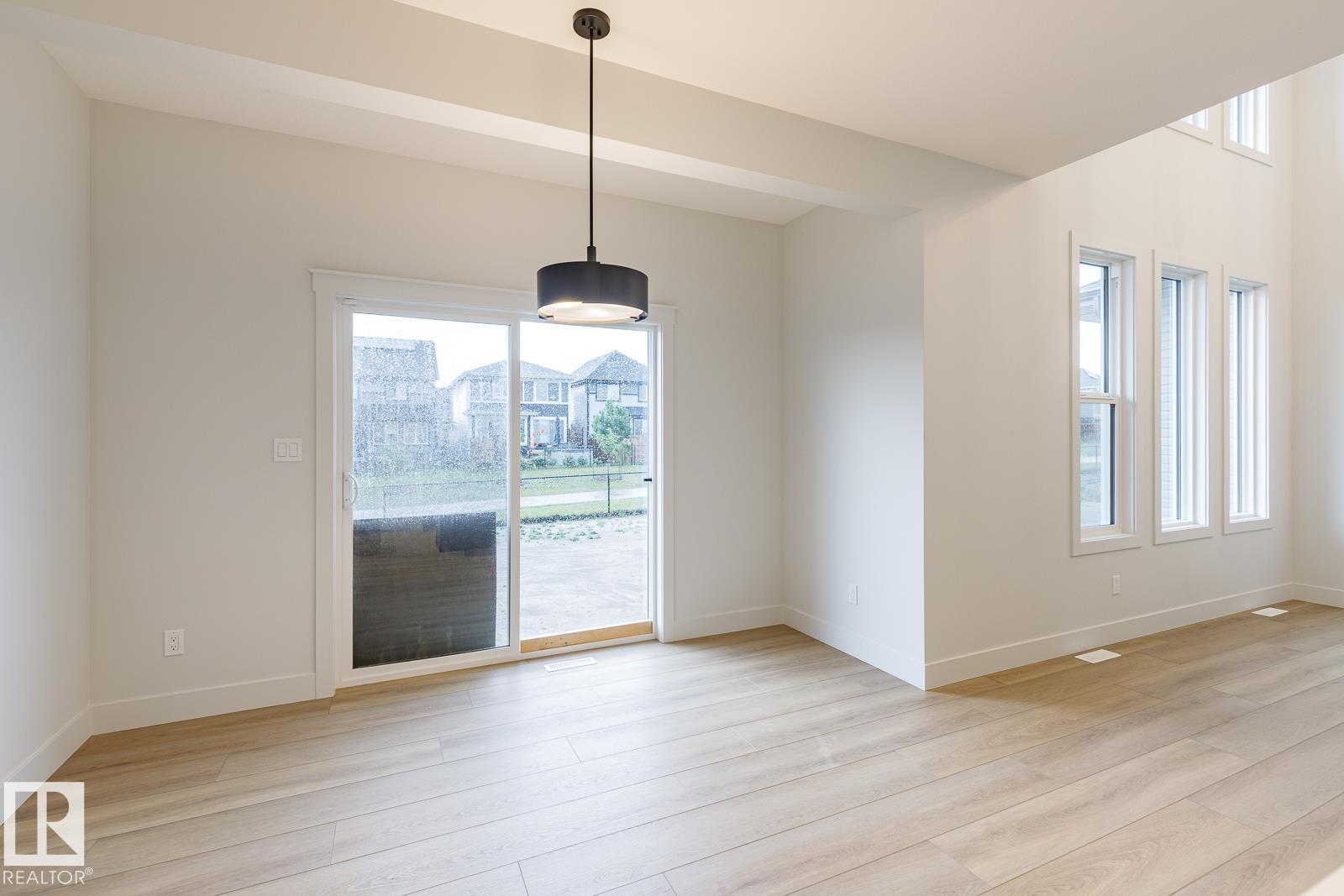 Photo 17 at 13039 212 Street NW, Trumpeter Area, Edmonton