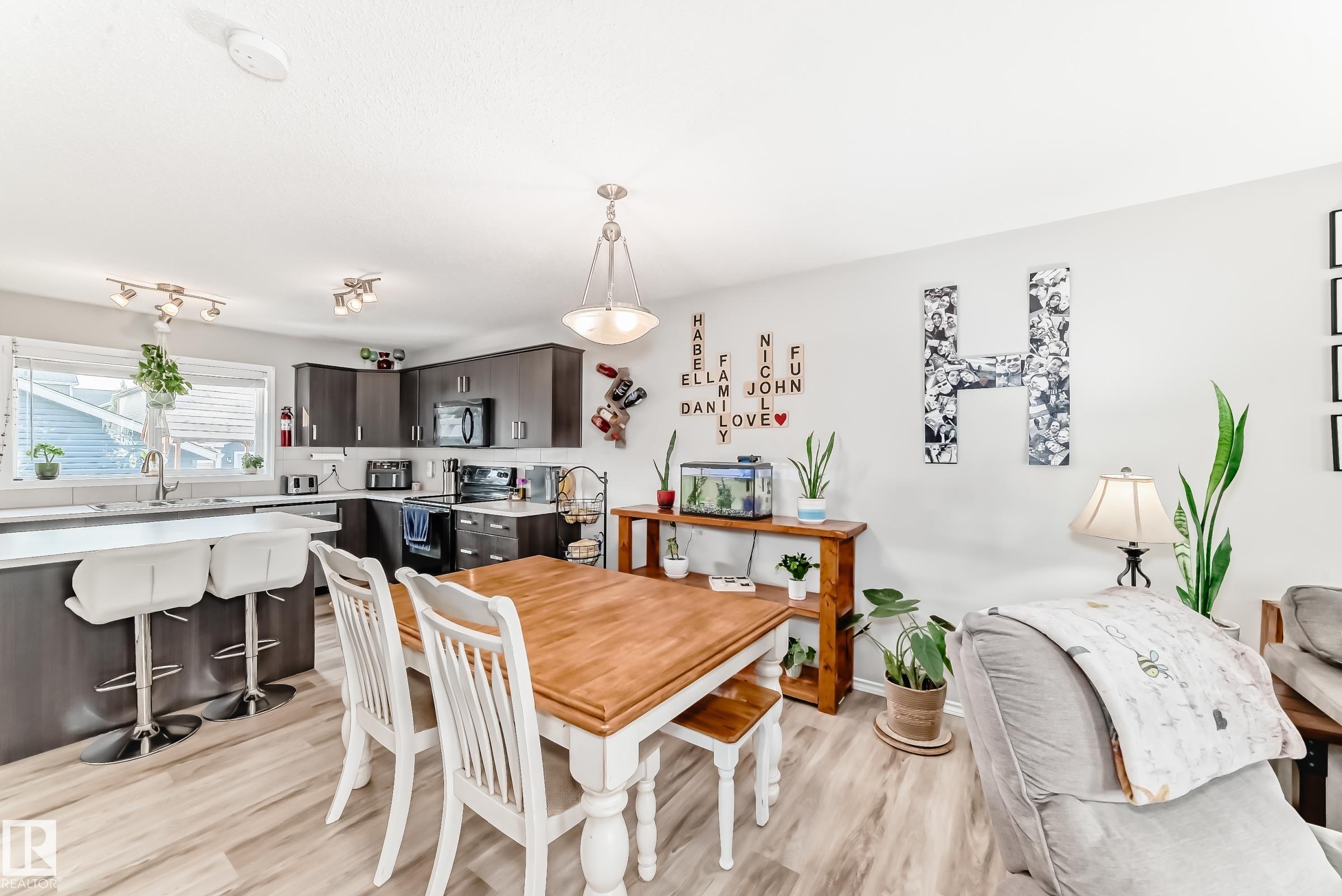 Photo 14 at 398 Simmonds Way, Southfork, Leduc