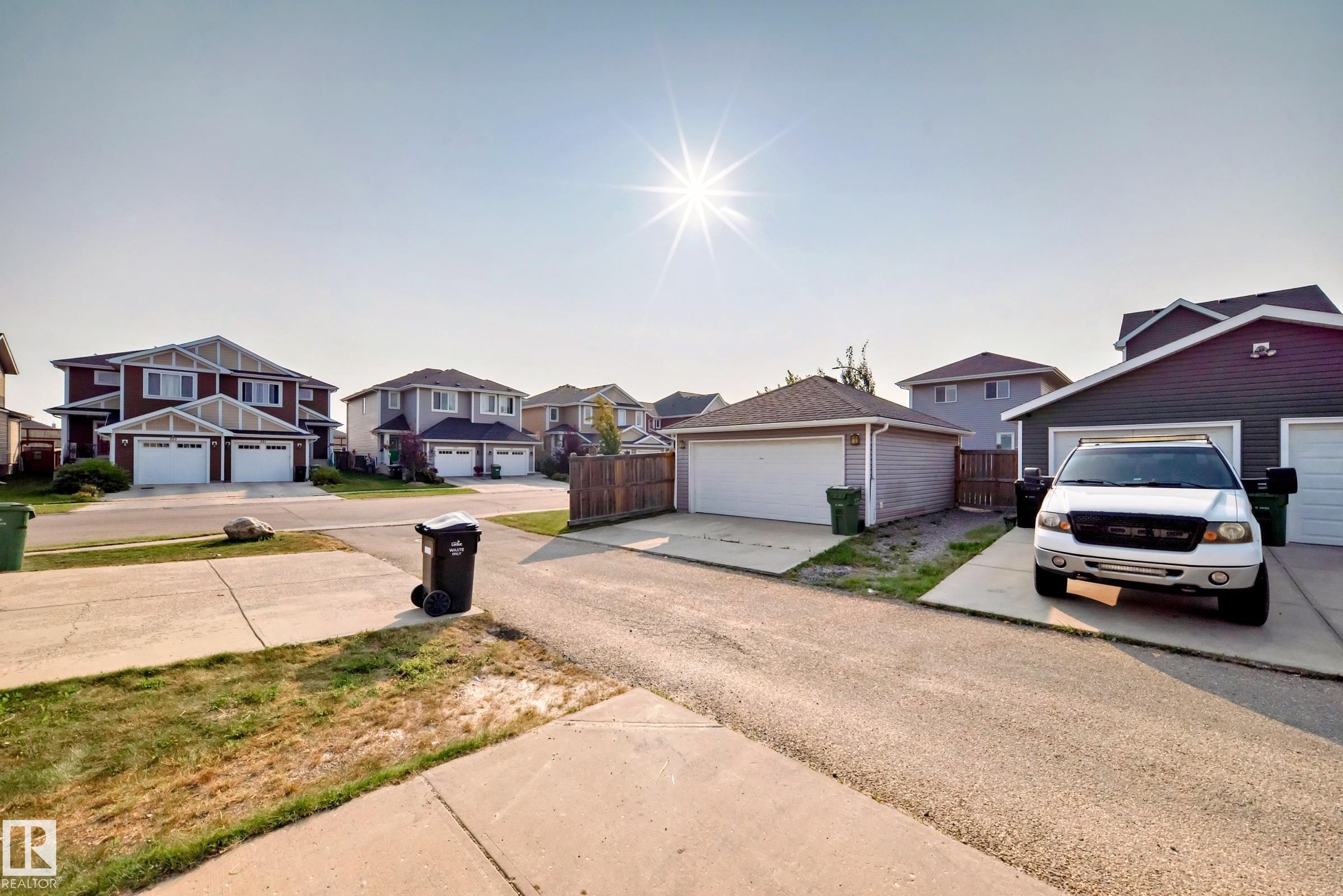 Photo 71 at 398 Simmonds Way, Southfork, Leduc