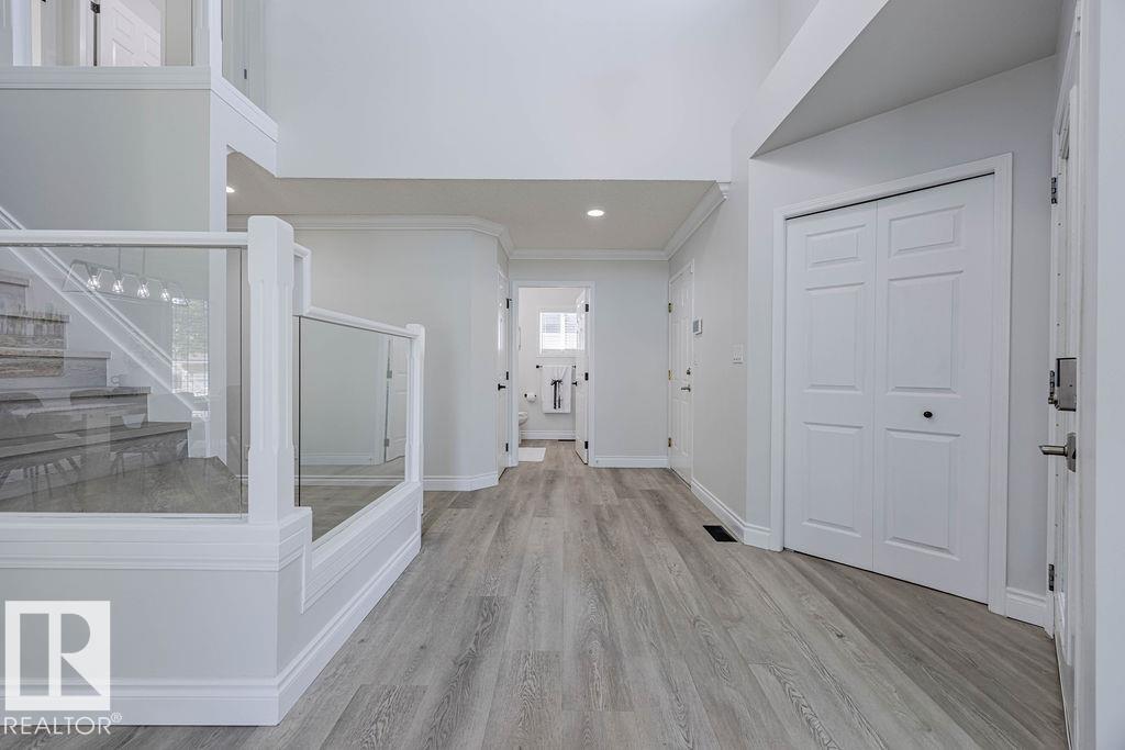 Photo 7 at 10 Oriole Court, Oakmont, St. Albert