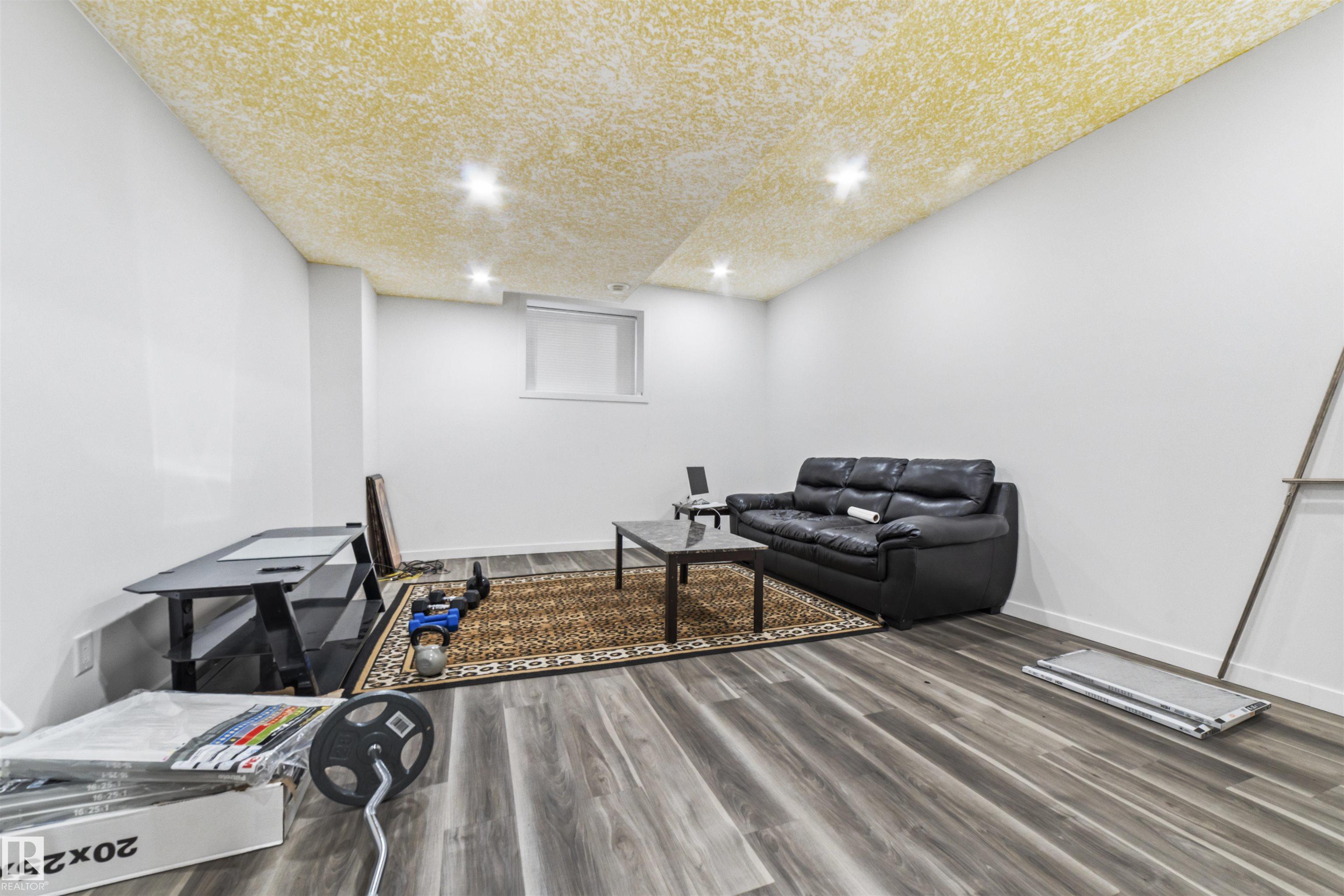Photo 37 at 3909 49 Avenue, Forest Heights, Beaumont
