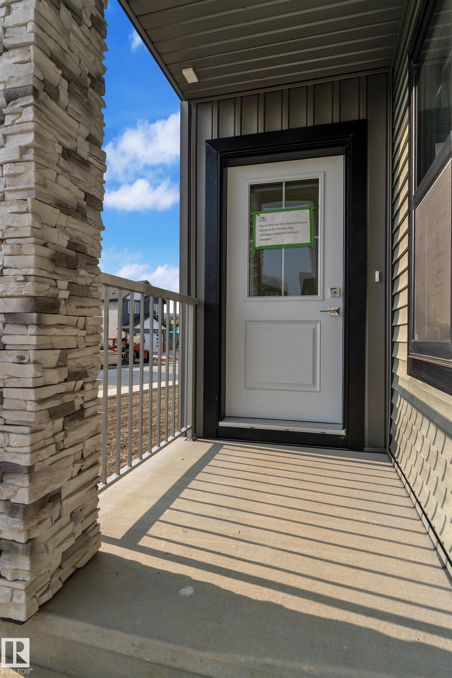 Photo 5 at 18 Norwyck Way, Fenwyck, Spruce Grove