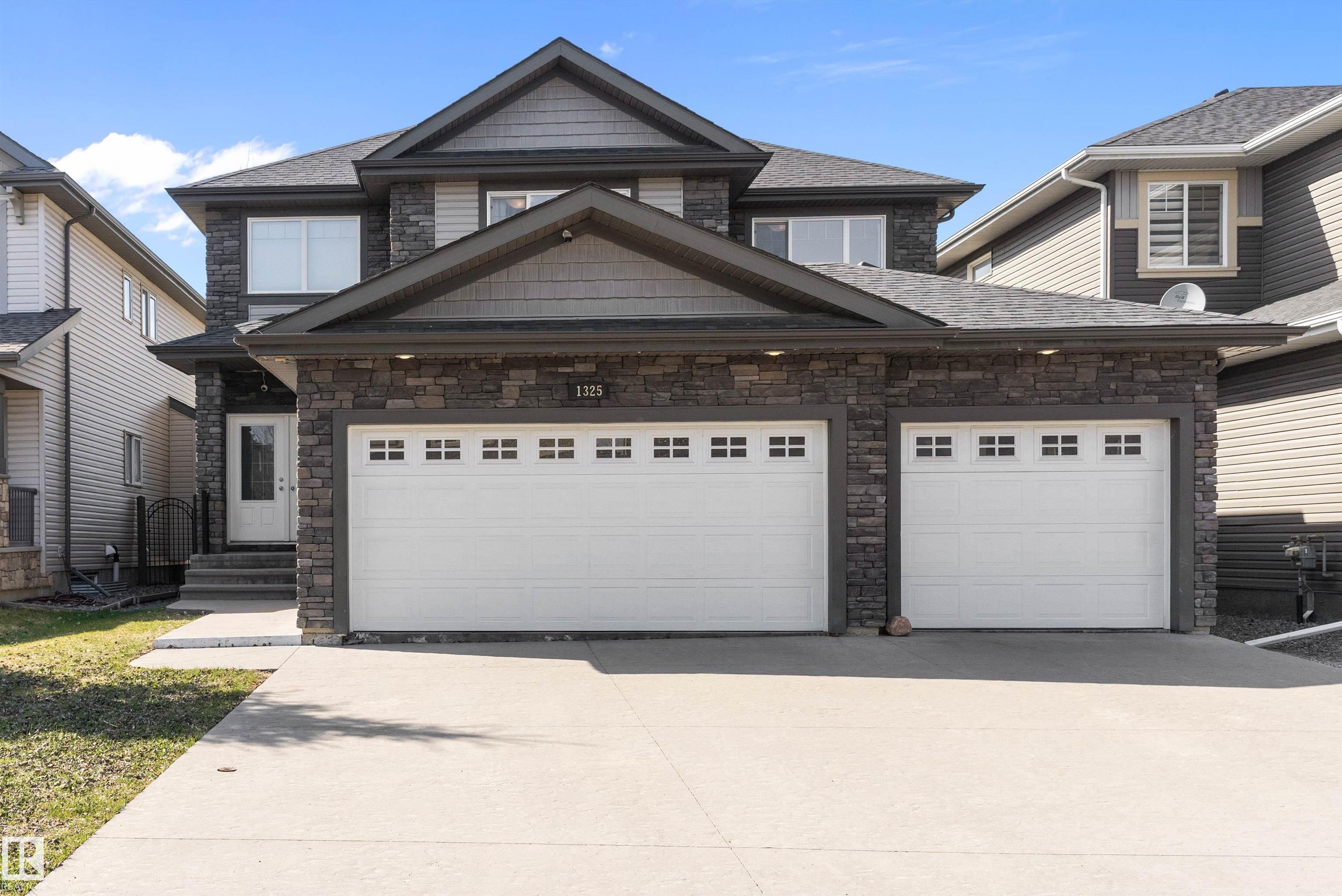 1325 Adamson Drive SW, Allard, Edmonton 