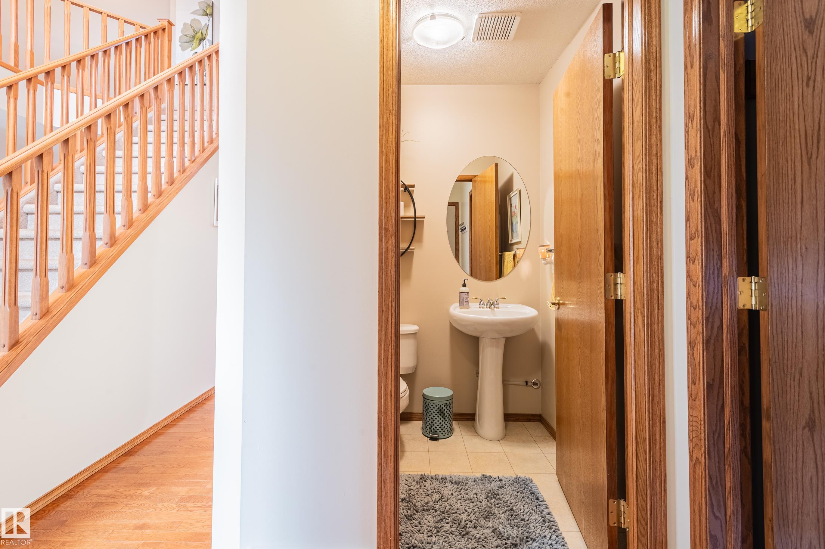 Photo 12 at 4 Briarwood Way, Graybriar, Stony Plain
