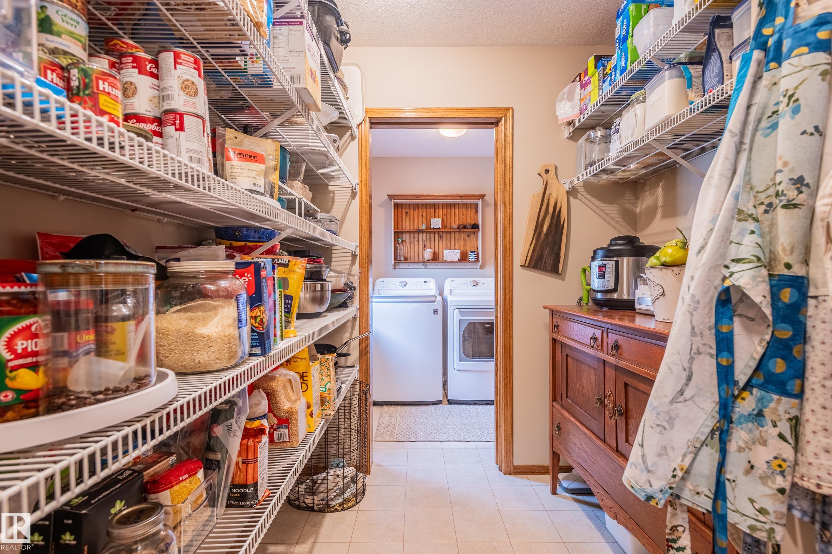 Photo 16 at 4 Briarwood Way, Graybriar, Stony Plain