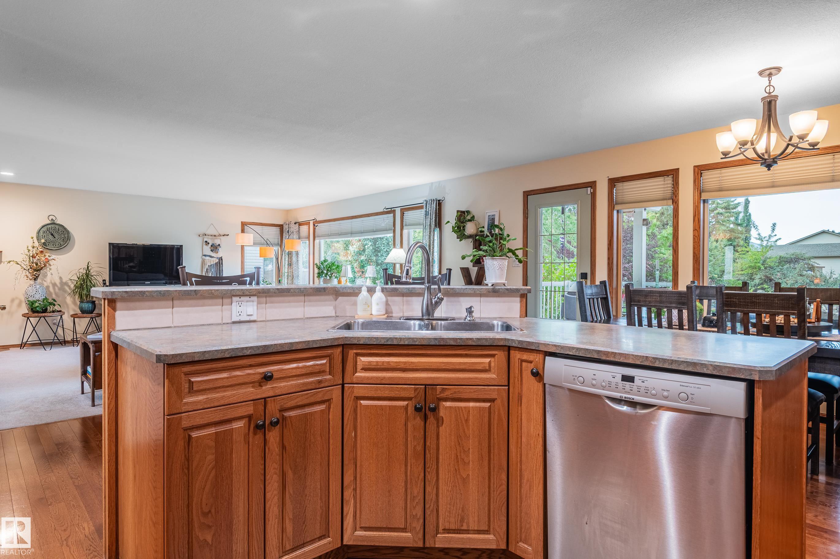 Photo 23 at 4 Briarwood Way, Graybriar, Stony Plain