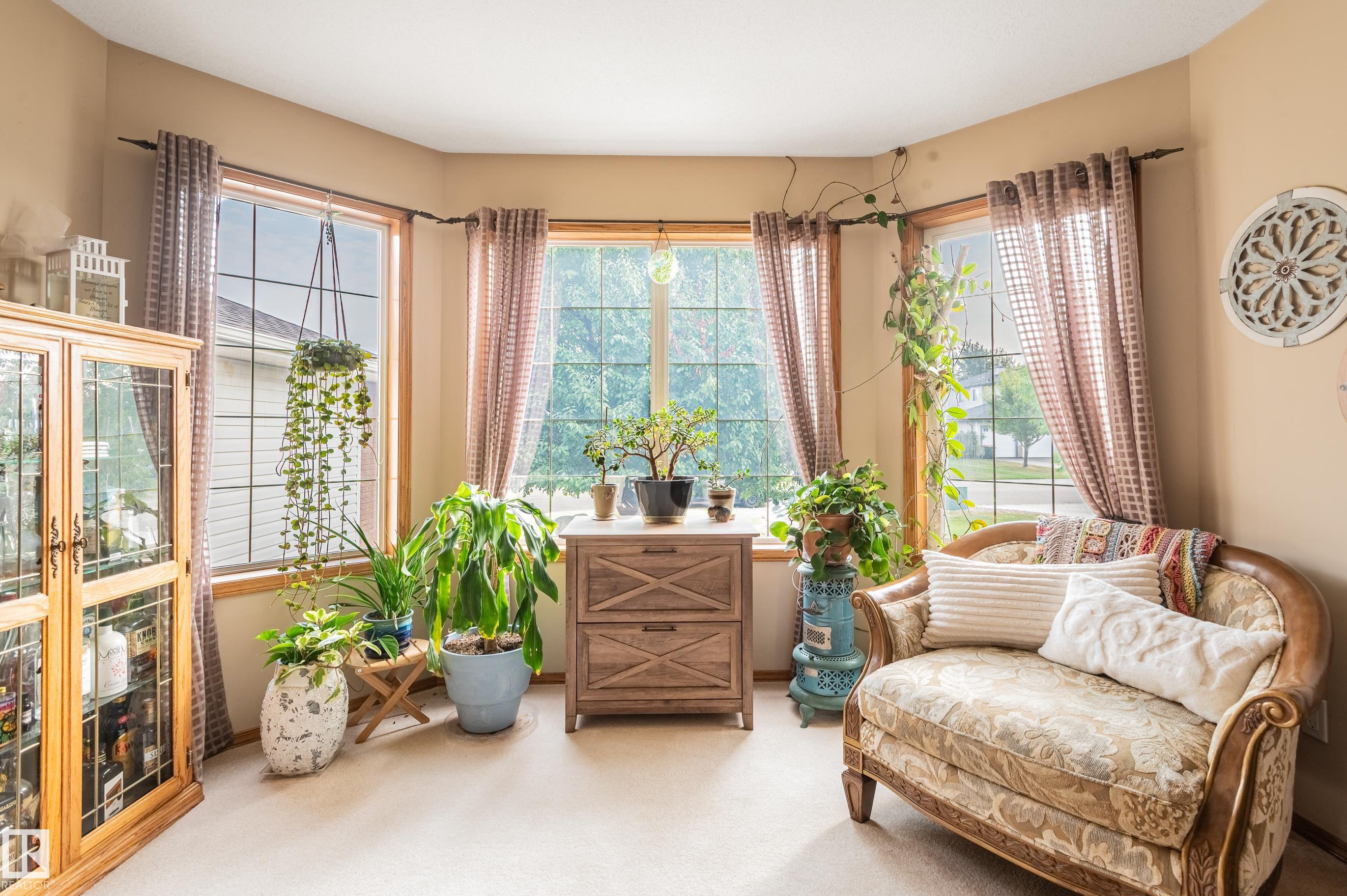 Photo 9 at 4 Briarwood Way, Graybriar, Stony Plain