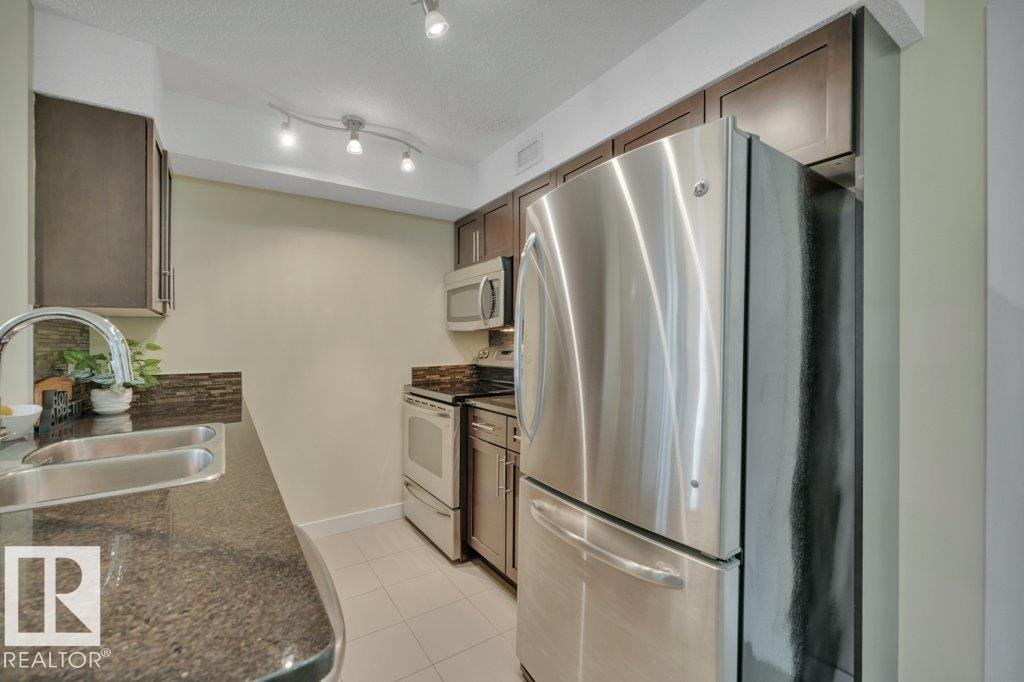 Photo 10 at 110 - 11808 22 Avenue SW, Rutherford, Edmonton