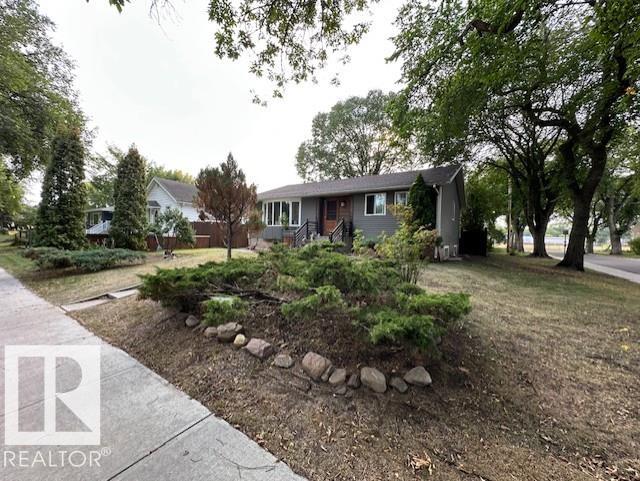 11242 52 Street NW, Highlands, Edmonton 