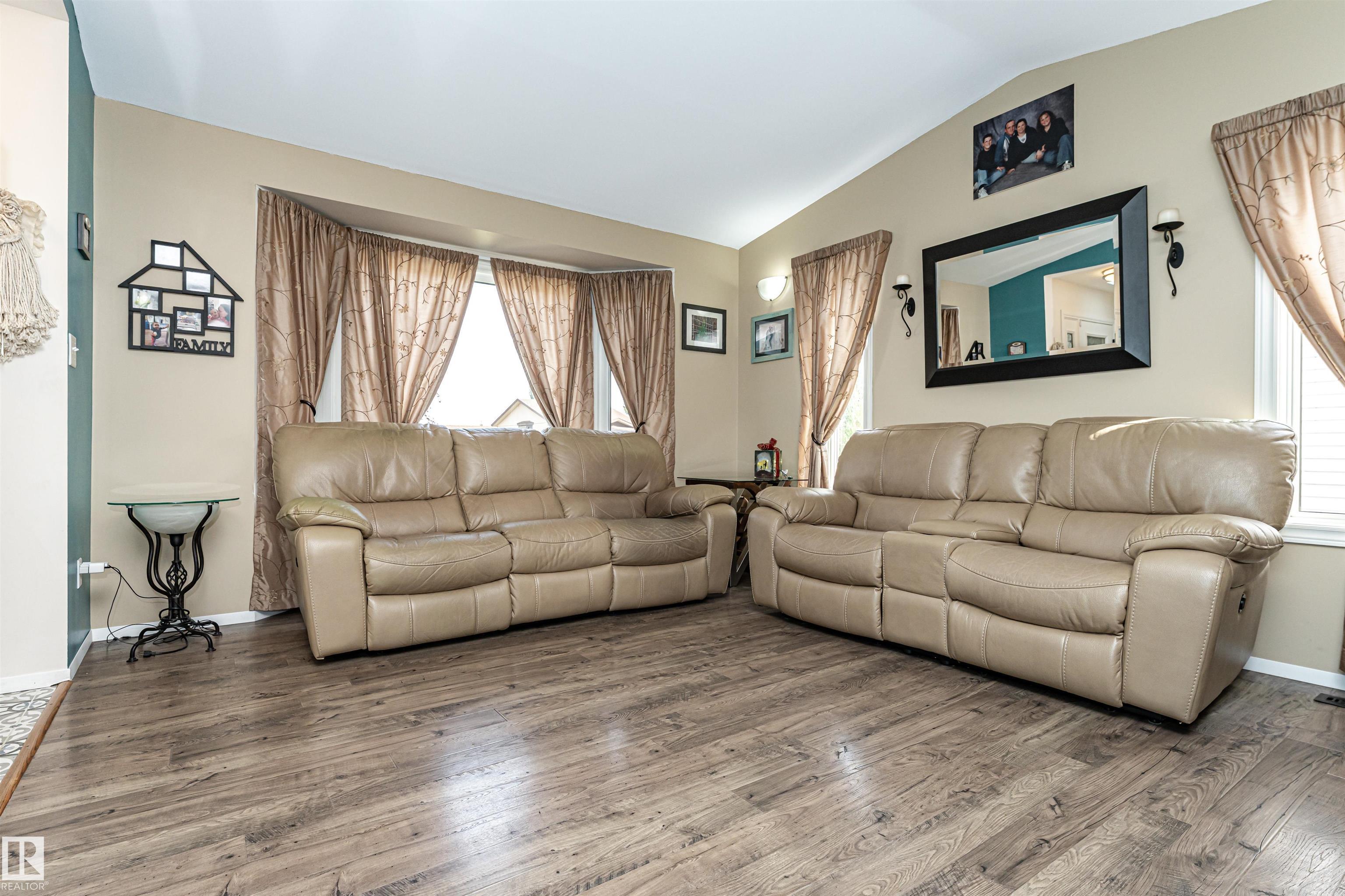 Photo 8 at 9007 102 Avenue, Sunshine Estates, Morinville