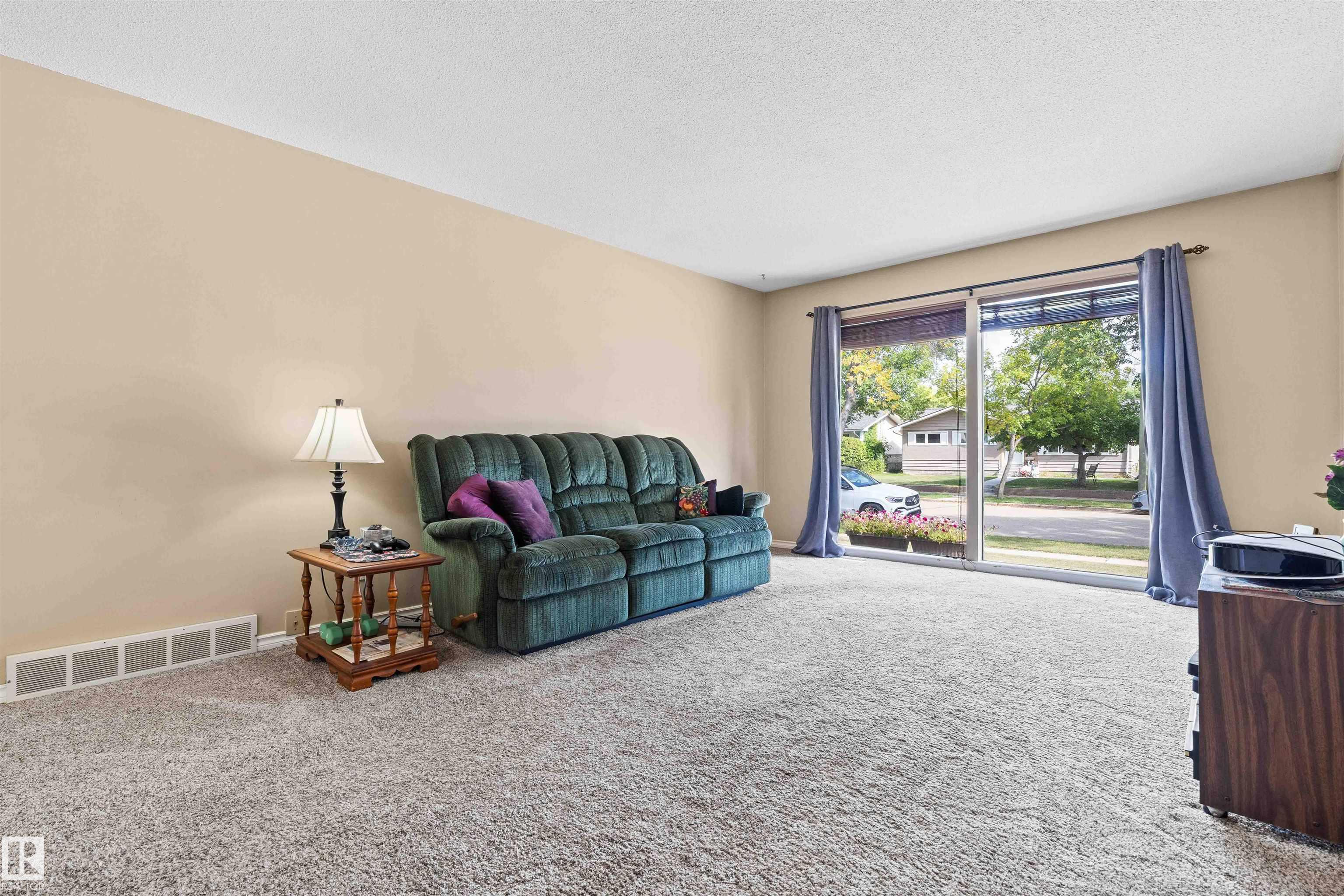 Photo 6 at 9414 96 Street, Sherridon Heights, Fort Saskatchewan