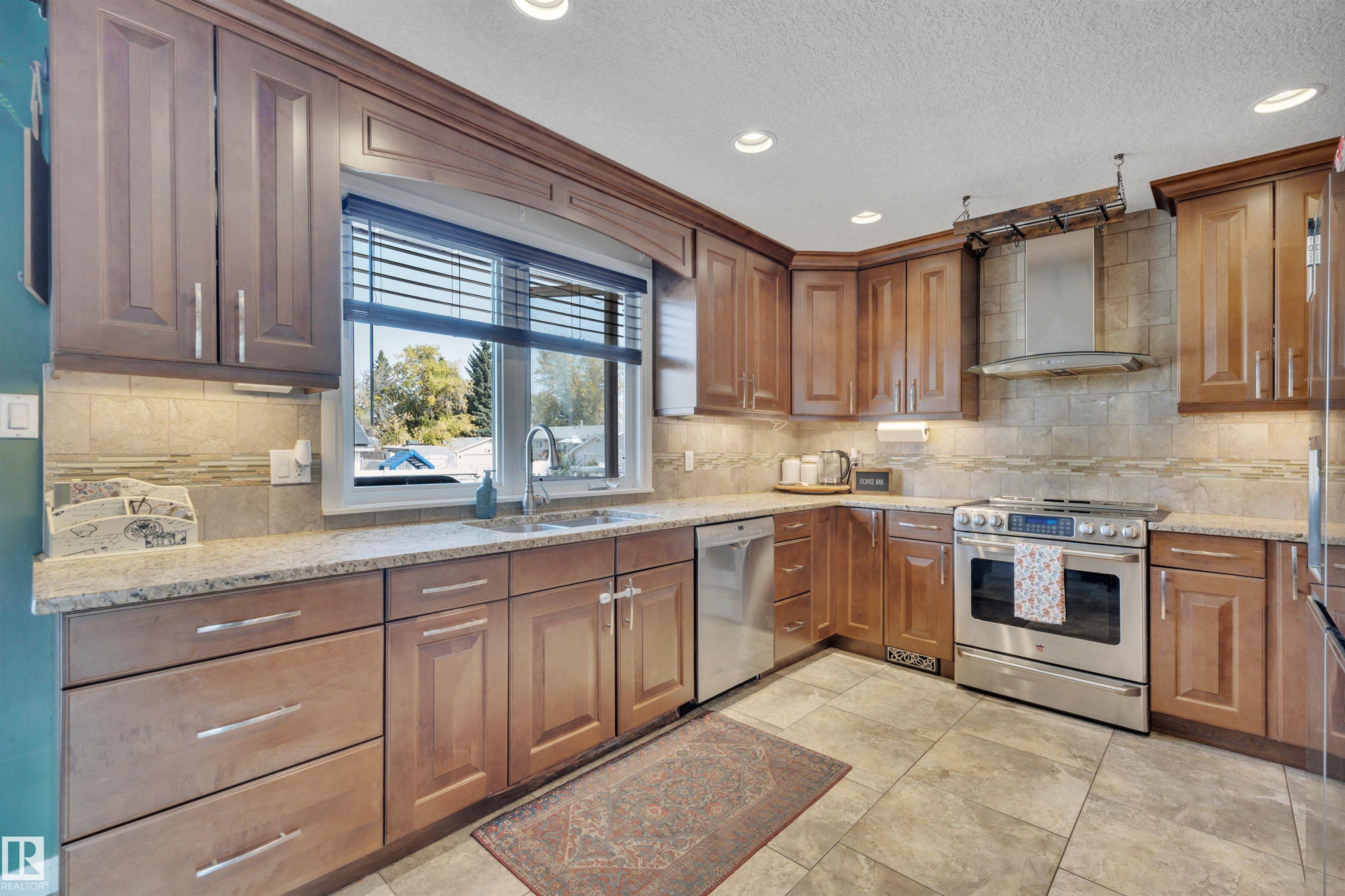 4204 42 Avenue, South Park, Leduc 