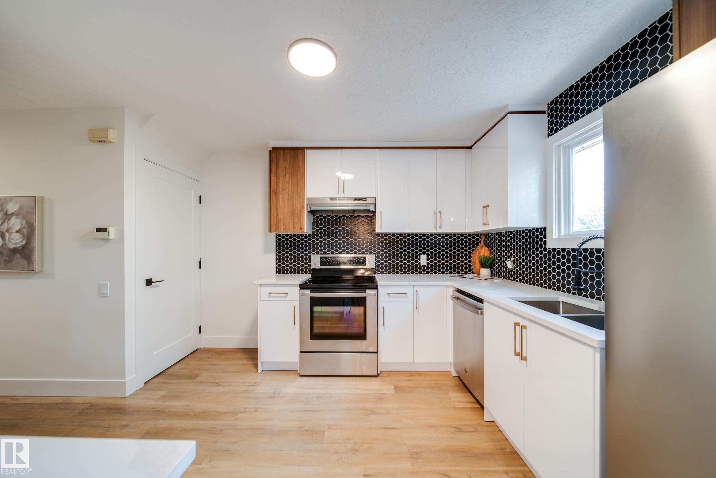 Photo 7 at 111 Grandin Village, Grandin, St. Albert