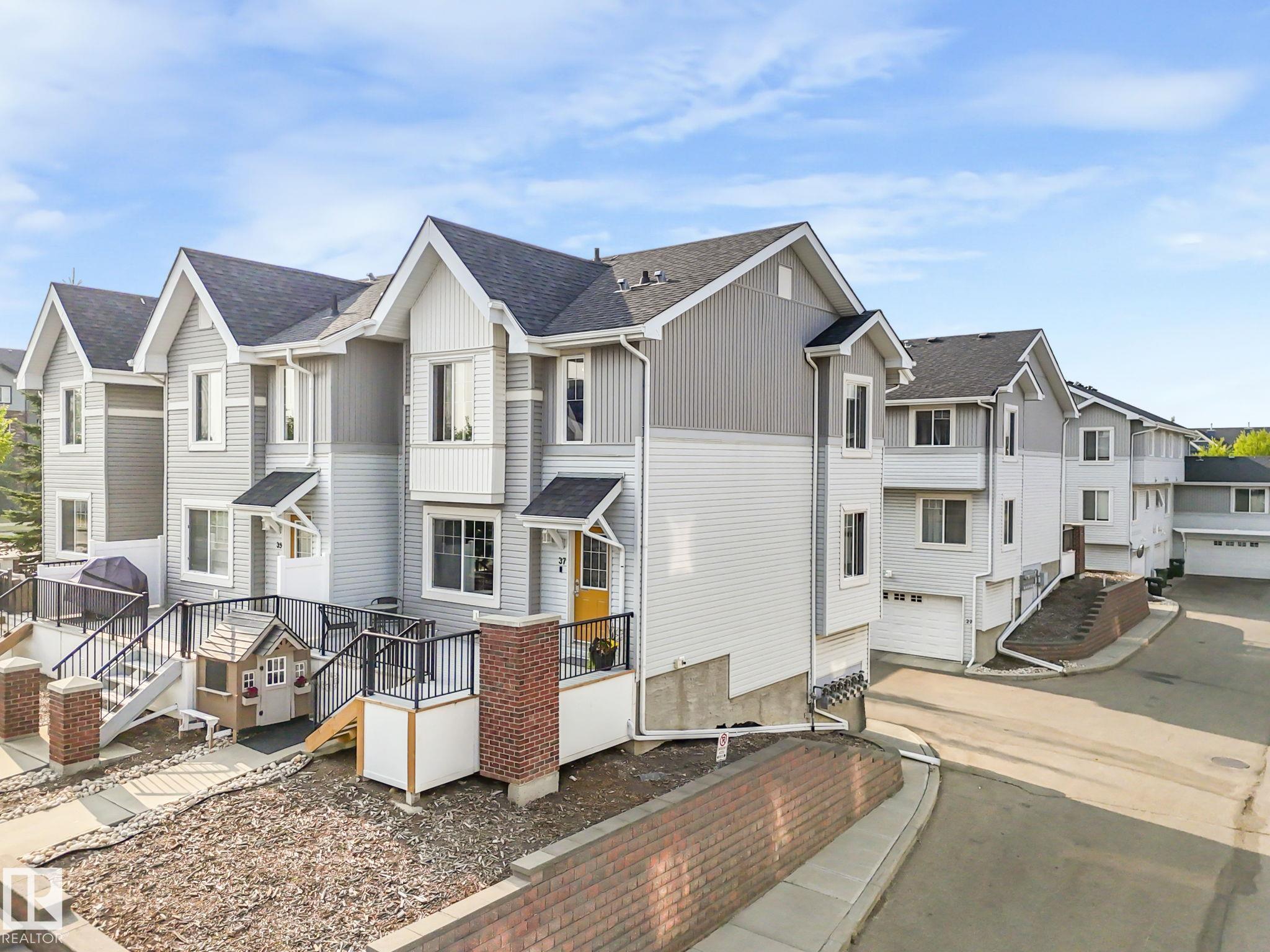 Photo 3 at 37 - 2336 Aspen Trail, Emerald Hills, Sherwood Park