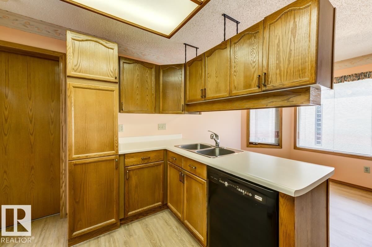 Photo 29 at 69 Nottingham Estates, Nottingham, Sherwood Park