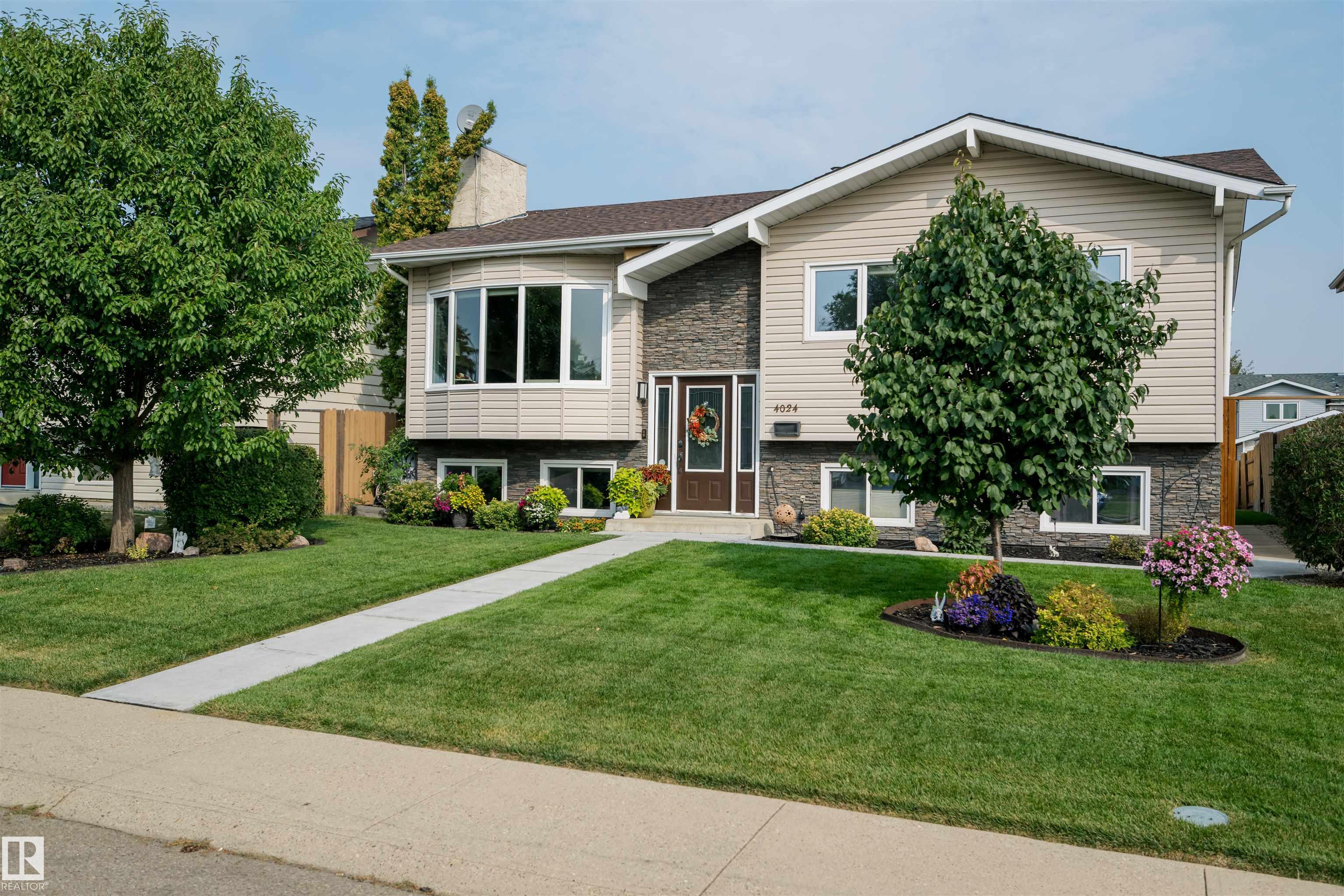 4024 19 Avenue NW, Daly Grove, Edmonton 