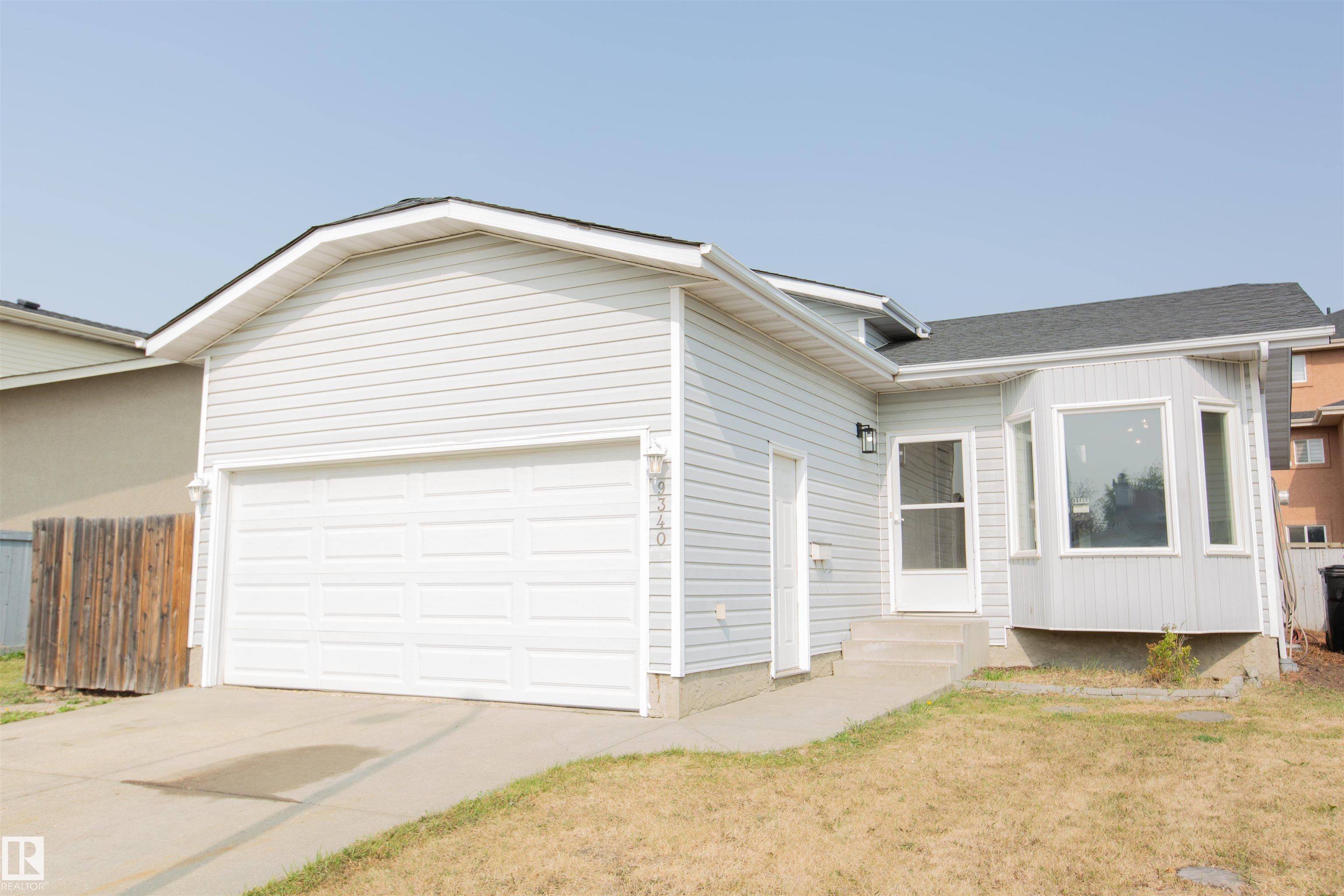 9340 180a Avenue NW, Lago Lindo, Edmonton 