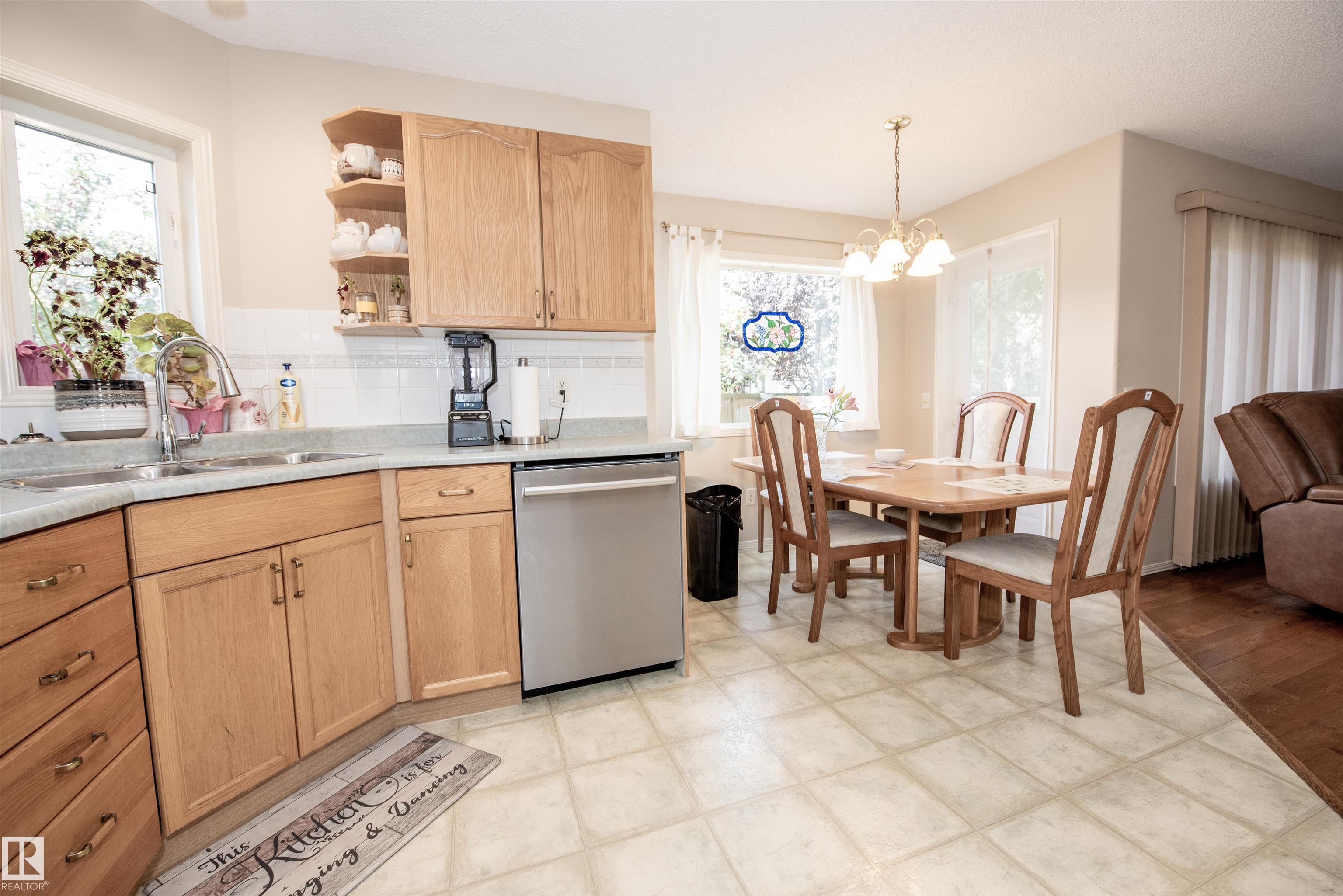 Photo 15 at 33 Eastcott Drive, Erin Ridge, St. Albert