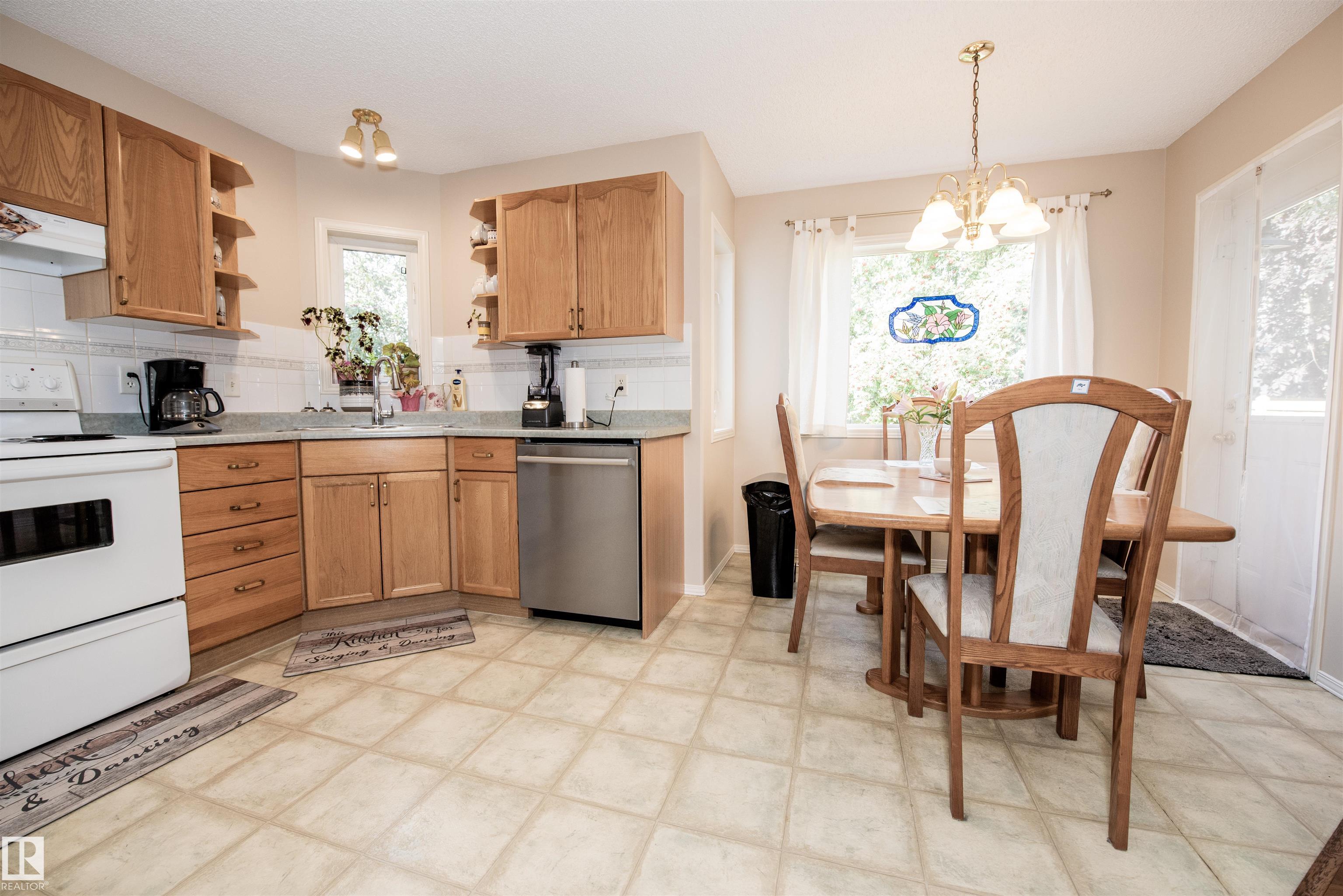 Photo 16 at 33 Eastcott Drive, Erin Ridge, St. Albert
