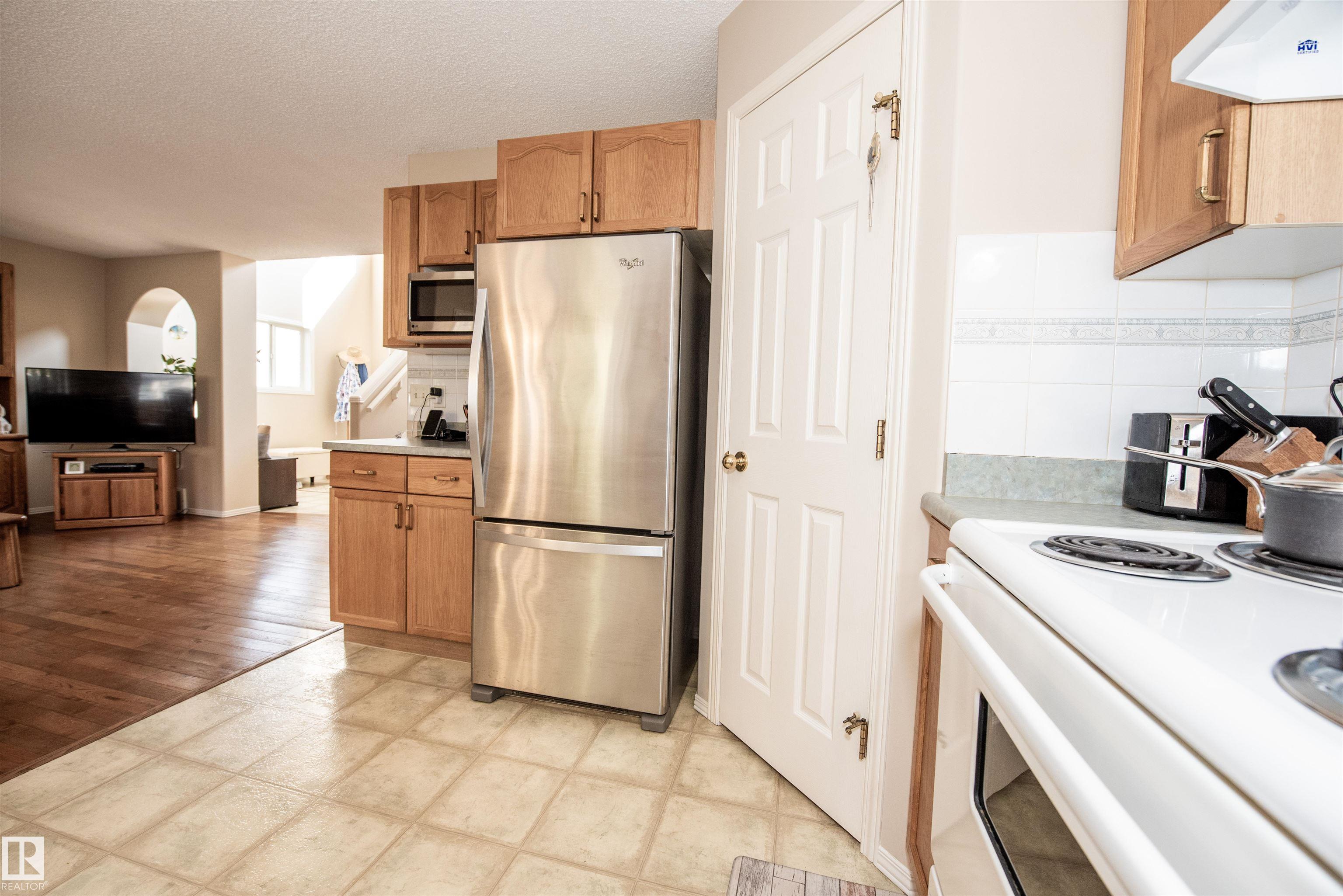Photo 19 at 33 Eastcott Drive, Erin Ridge, St. Albert