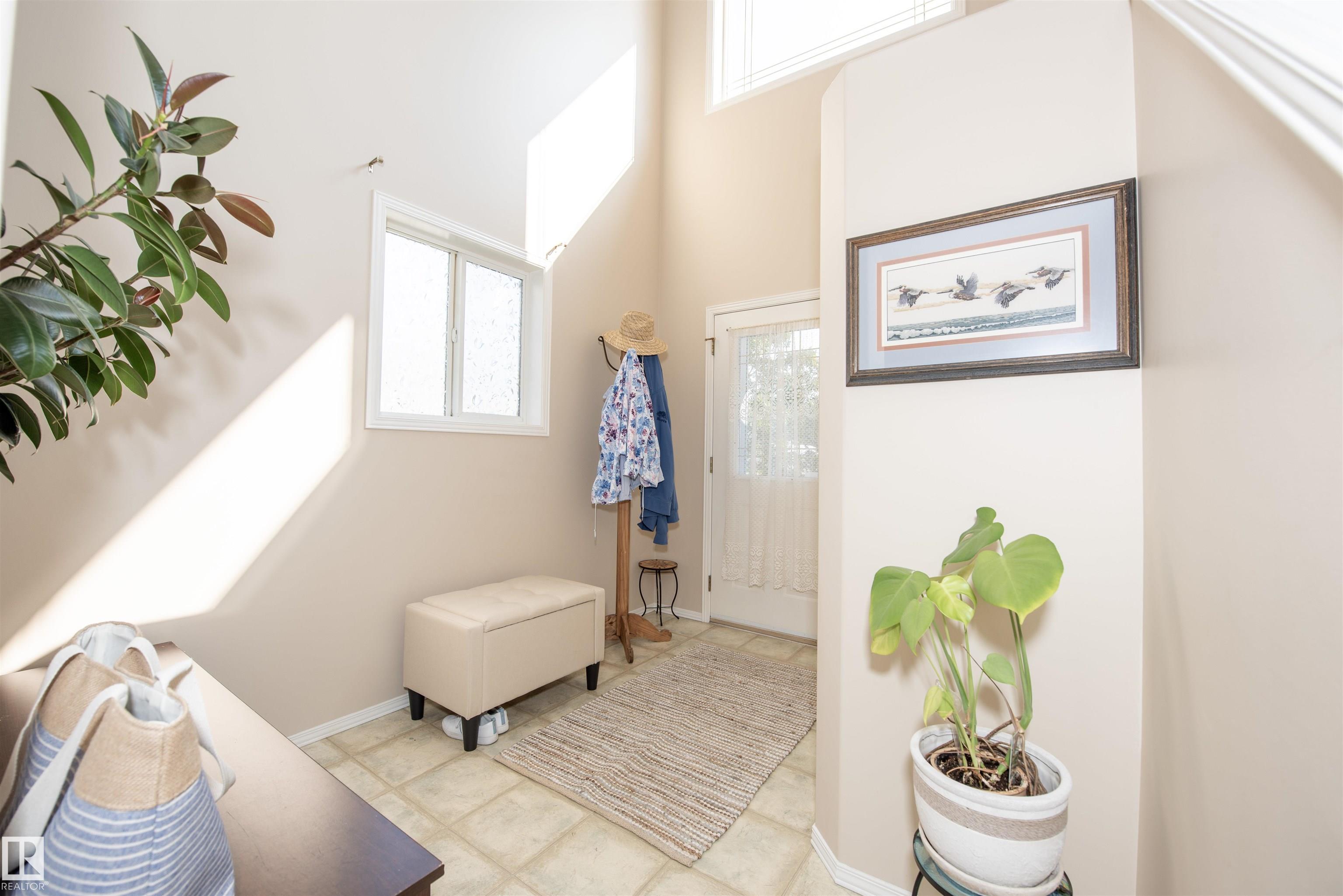 Photo 9 at 33 Eastcott Drive, Erin Ridge, St. Albert