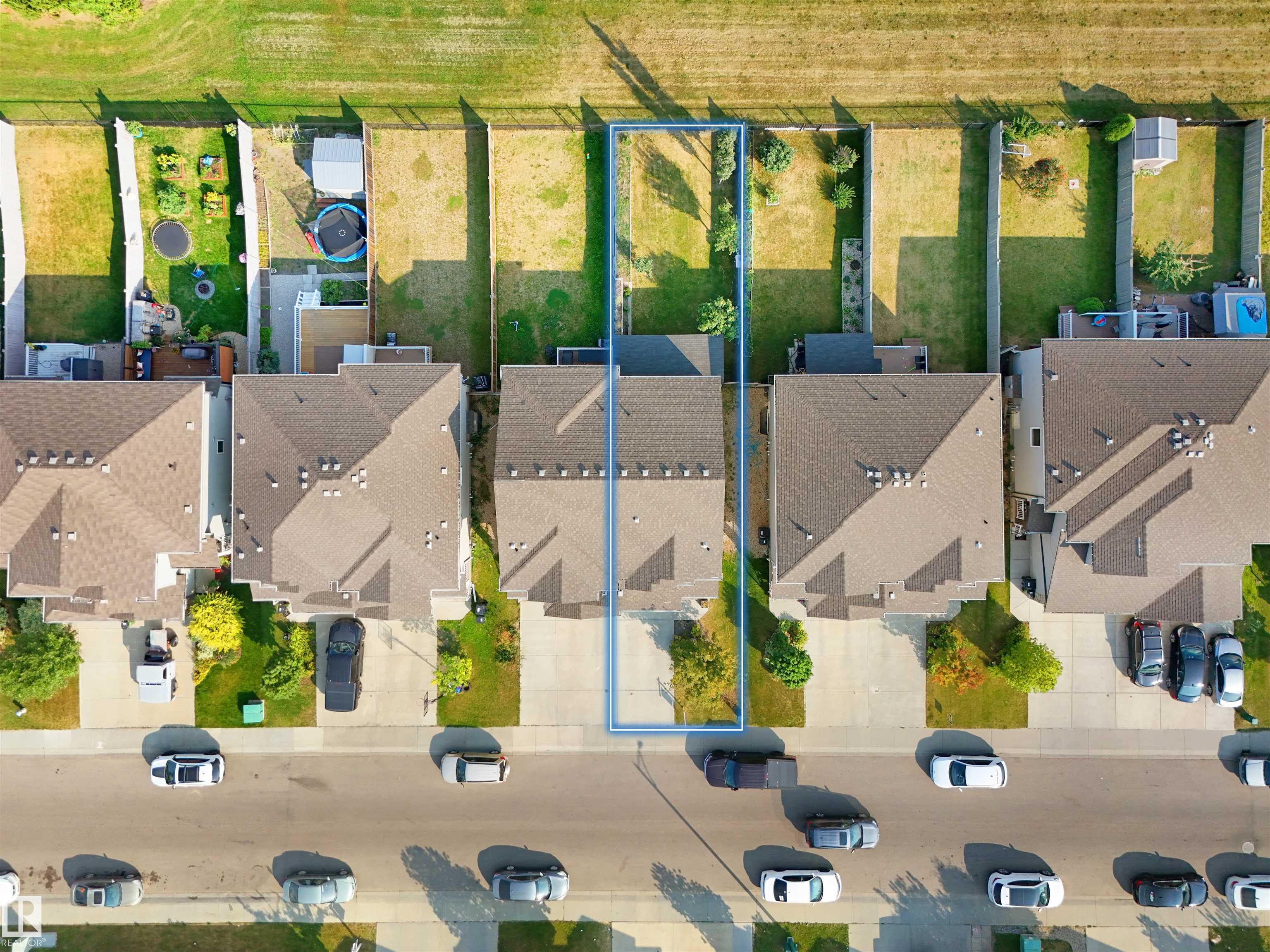 Photo 22 at 1813 28 Street NW, Laurel, Edmonton