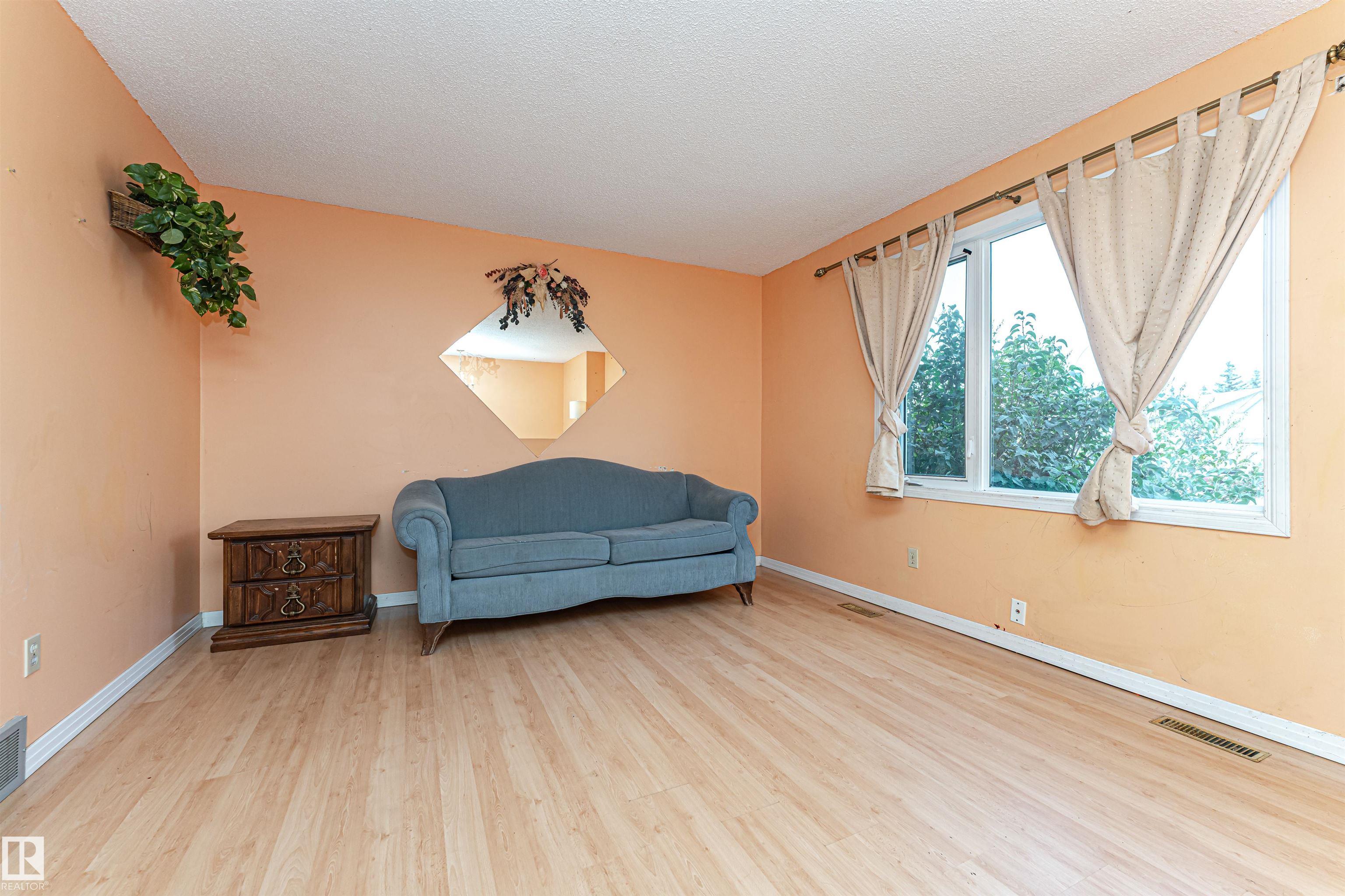Photo 7 at 10603 98 Avenue, Morinville