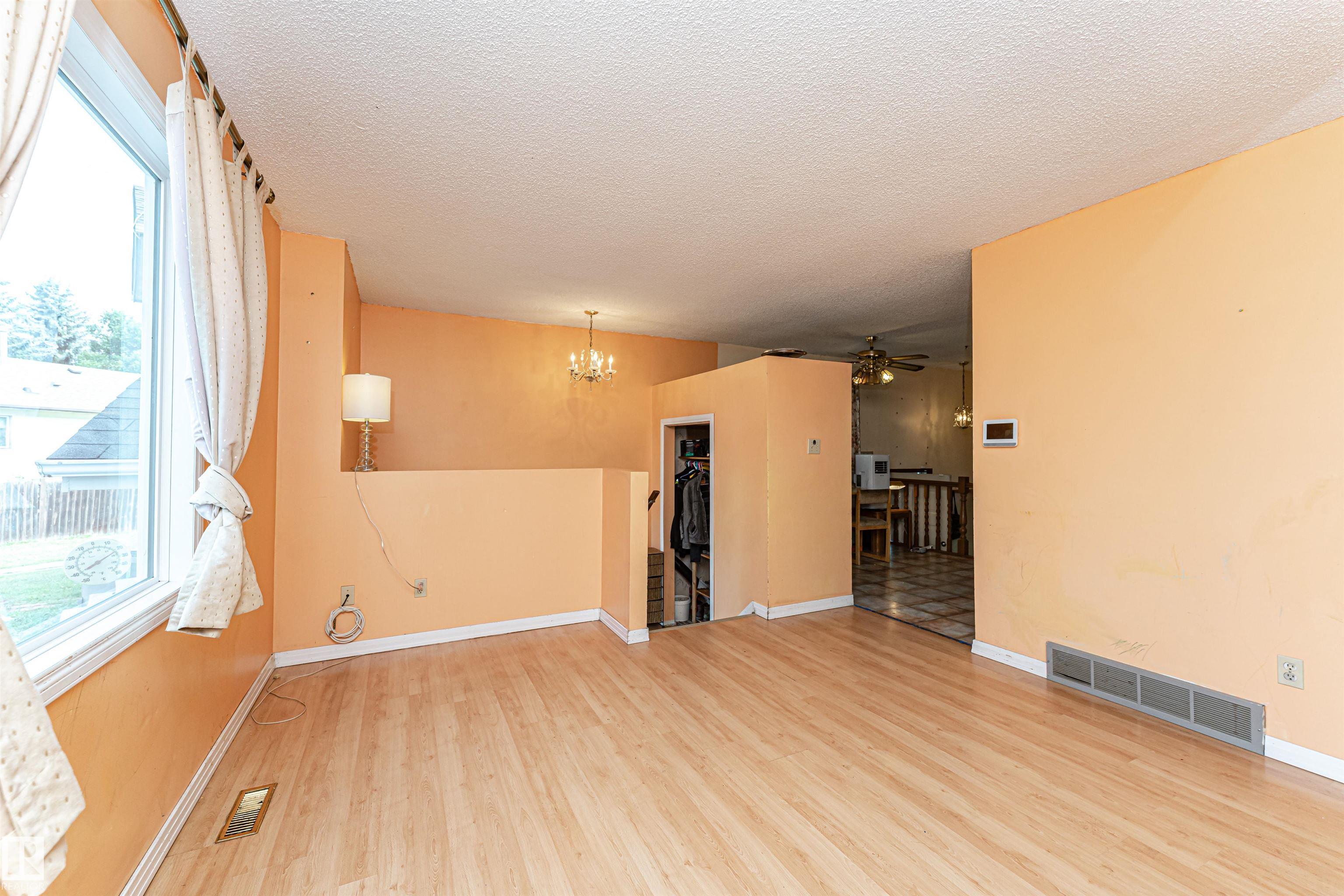 Photo 9 at 10603 98 Avenue, Morinville