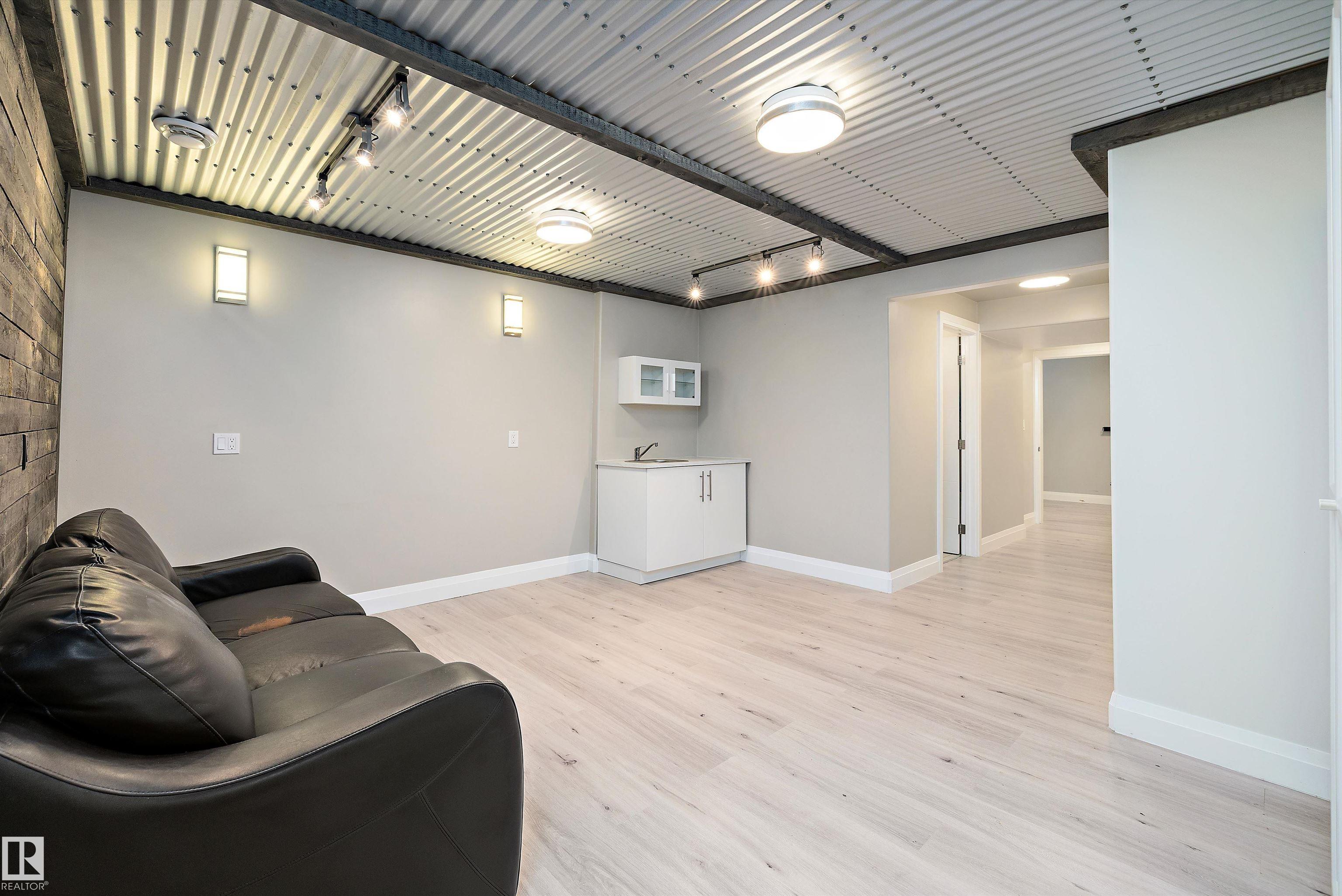 Photo 33 at 84 Greenbury Boulevard, Greenbury, Spruce Grove
