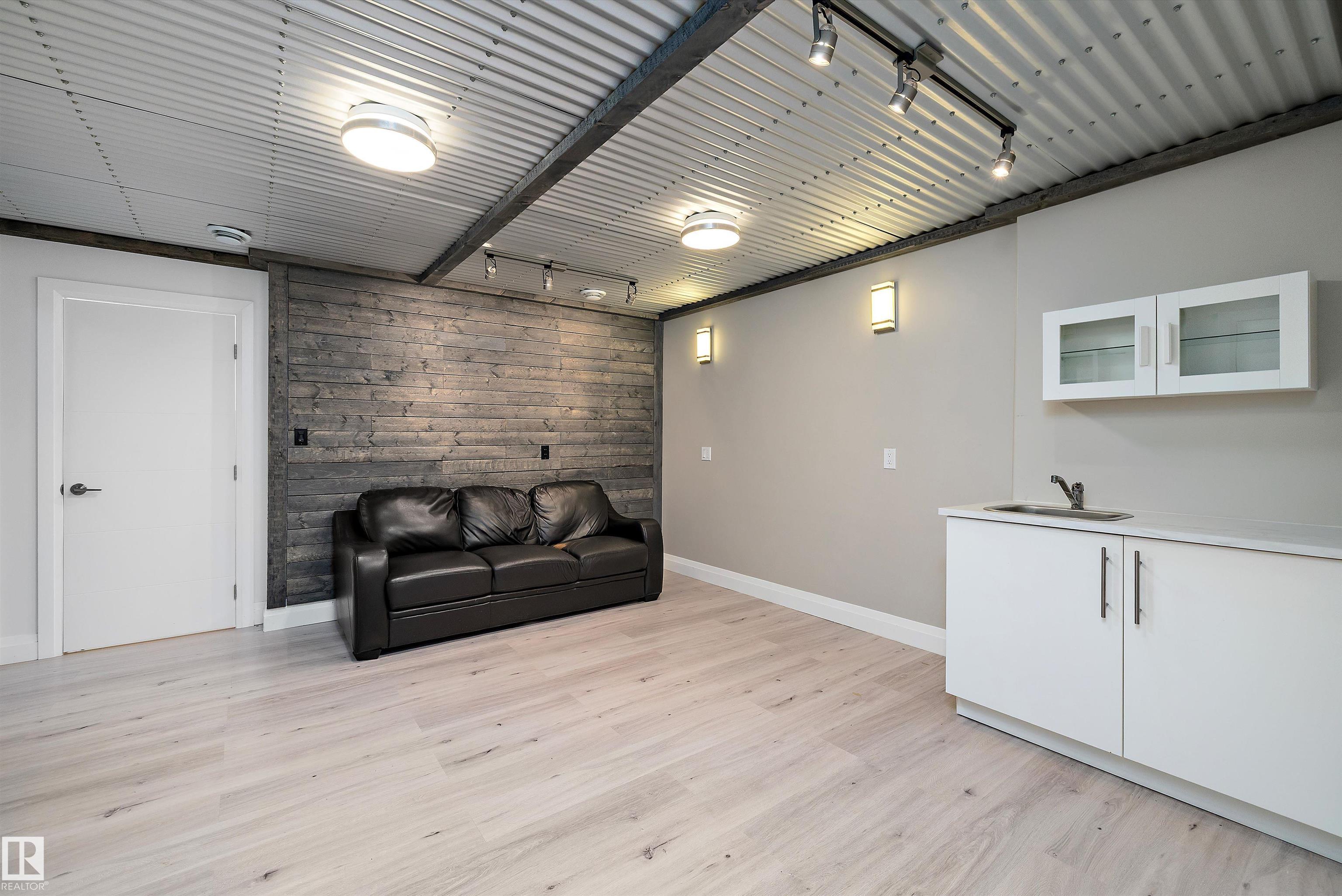 Photo 35 at 84 Greenbury Boulevard, Greenbury, Spruce Grove