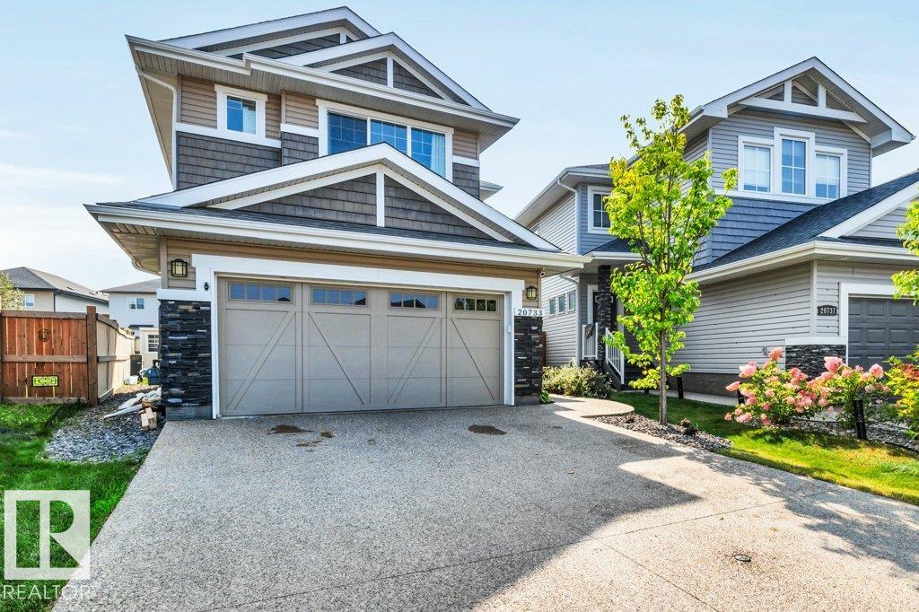 20733 98a Avenue NW, Stewart Greens, Edmonton 