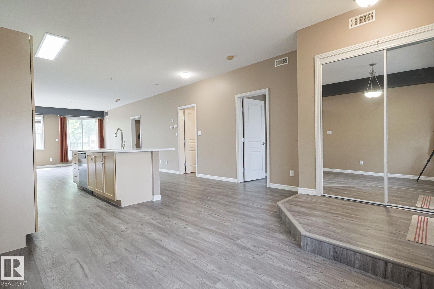 Photo 4 at 113 - 9507 101 Avenue NW, Riverdale, Edmonton