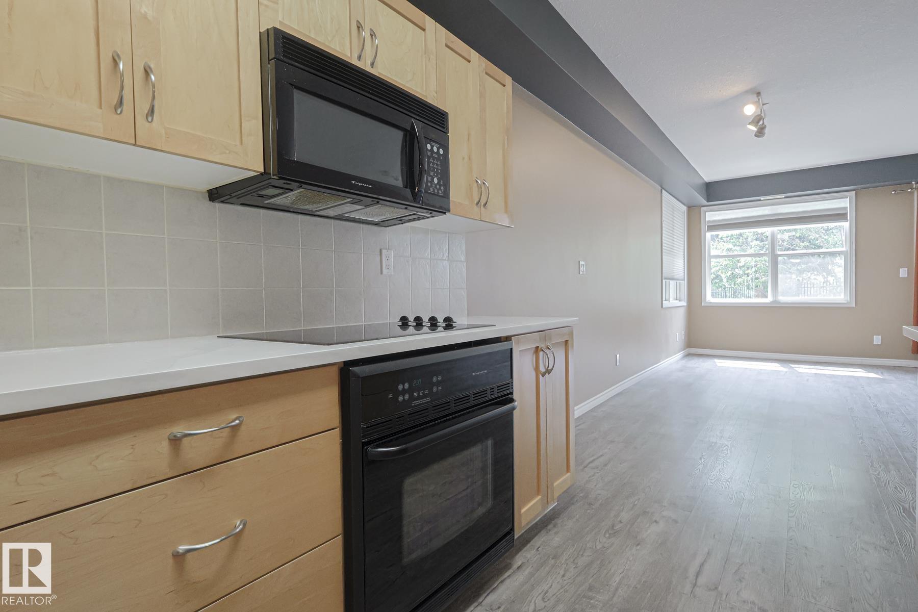 Photo 6 at 113 - 9507 101 Avenue NW, Riverdale, Edmonton