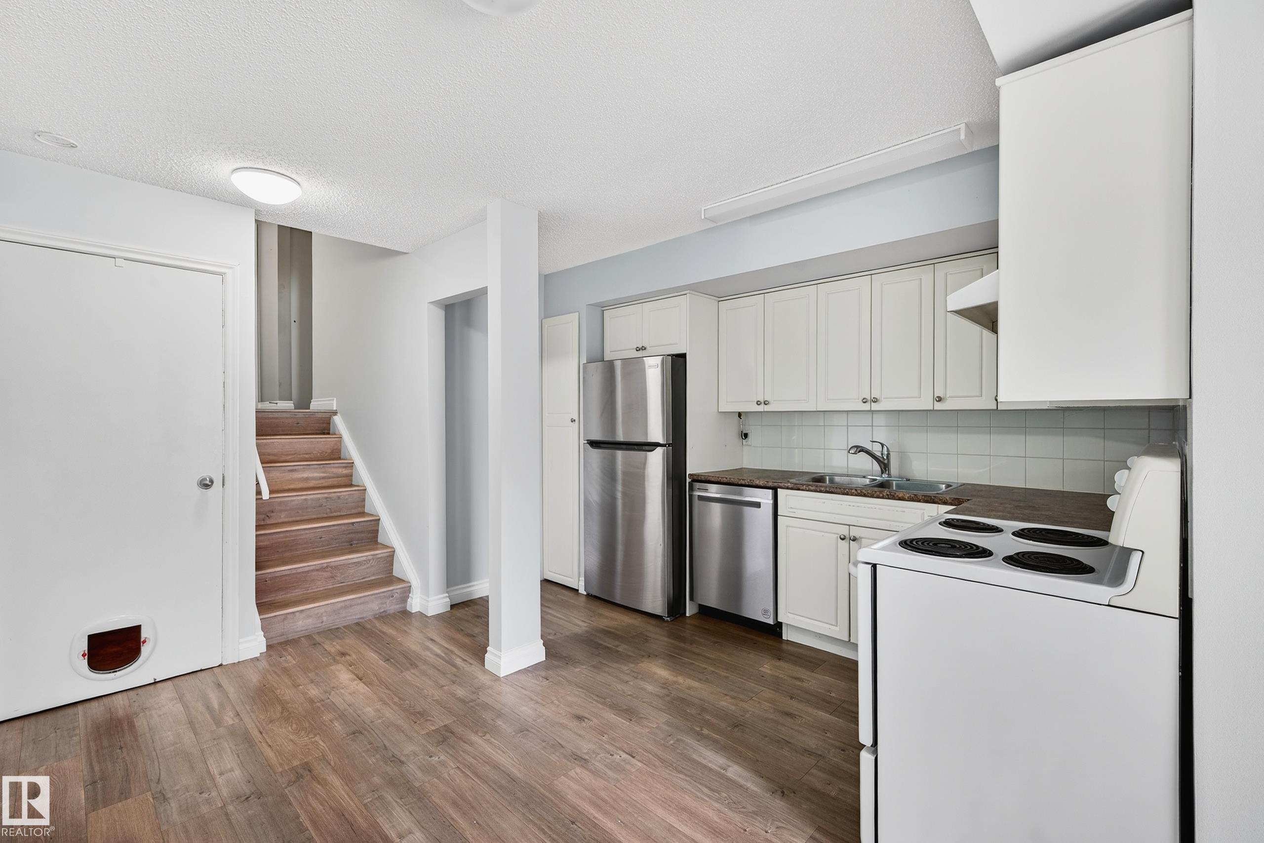 Photo 5 at 52 Grandview Ridge, Grandin, St. Albert